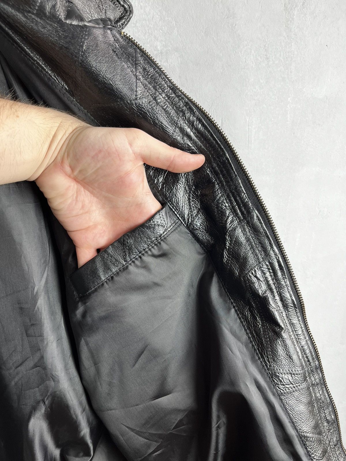 Genuine Leather × Vintage Vintage Leather Jacket bomber size L Size US L / EU 52-54 / 3 - 15 Thumbnail