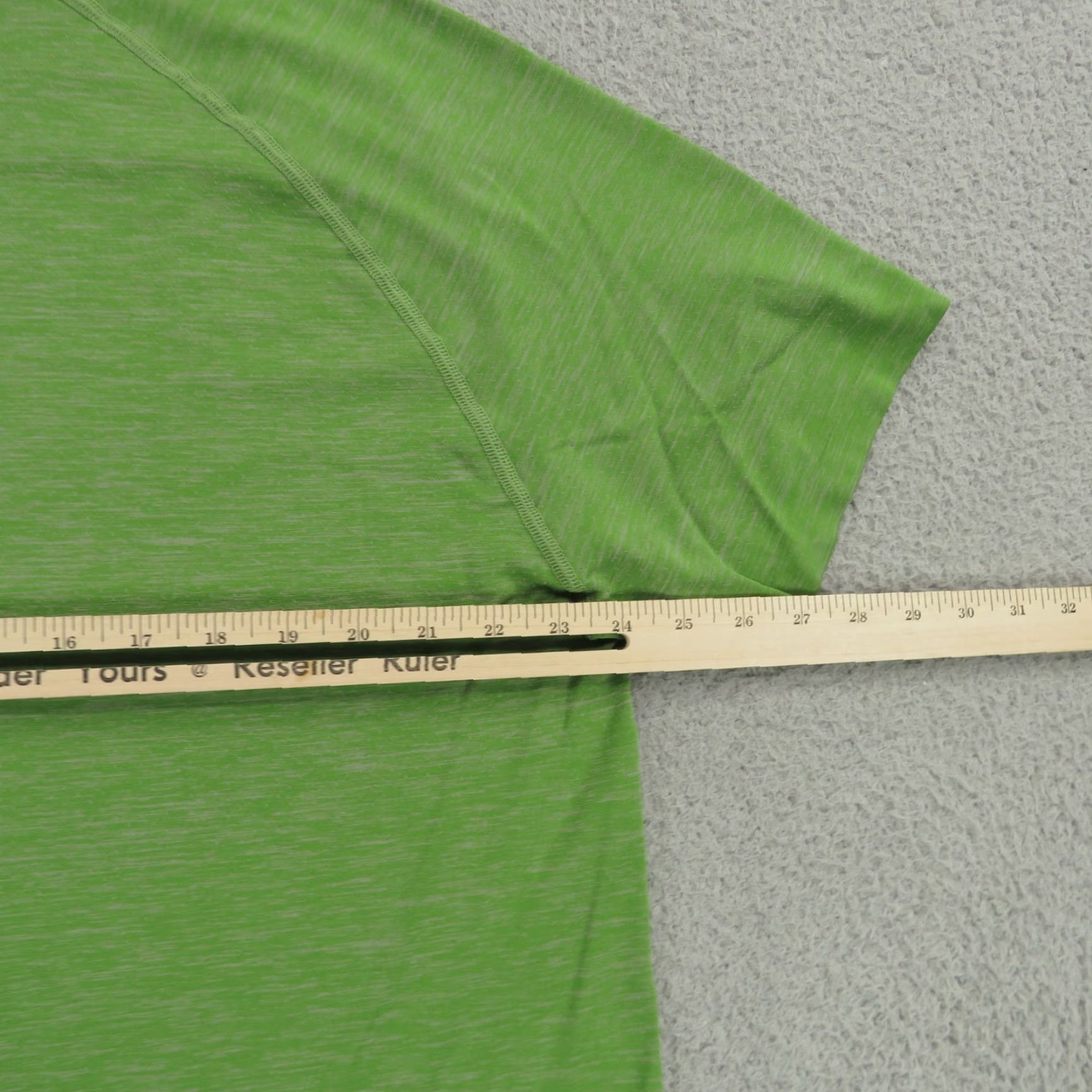 Rhone Rhone Reign Shirt Mens XL Green Heather Short Sleeve Performance Tech Lift Gym Shirt Size US XL / EU 56 / 4 - 7 Thumbnail