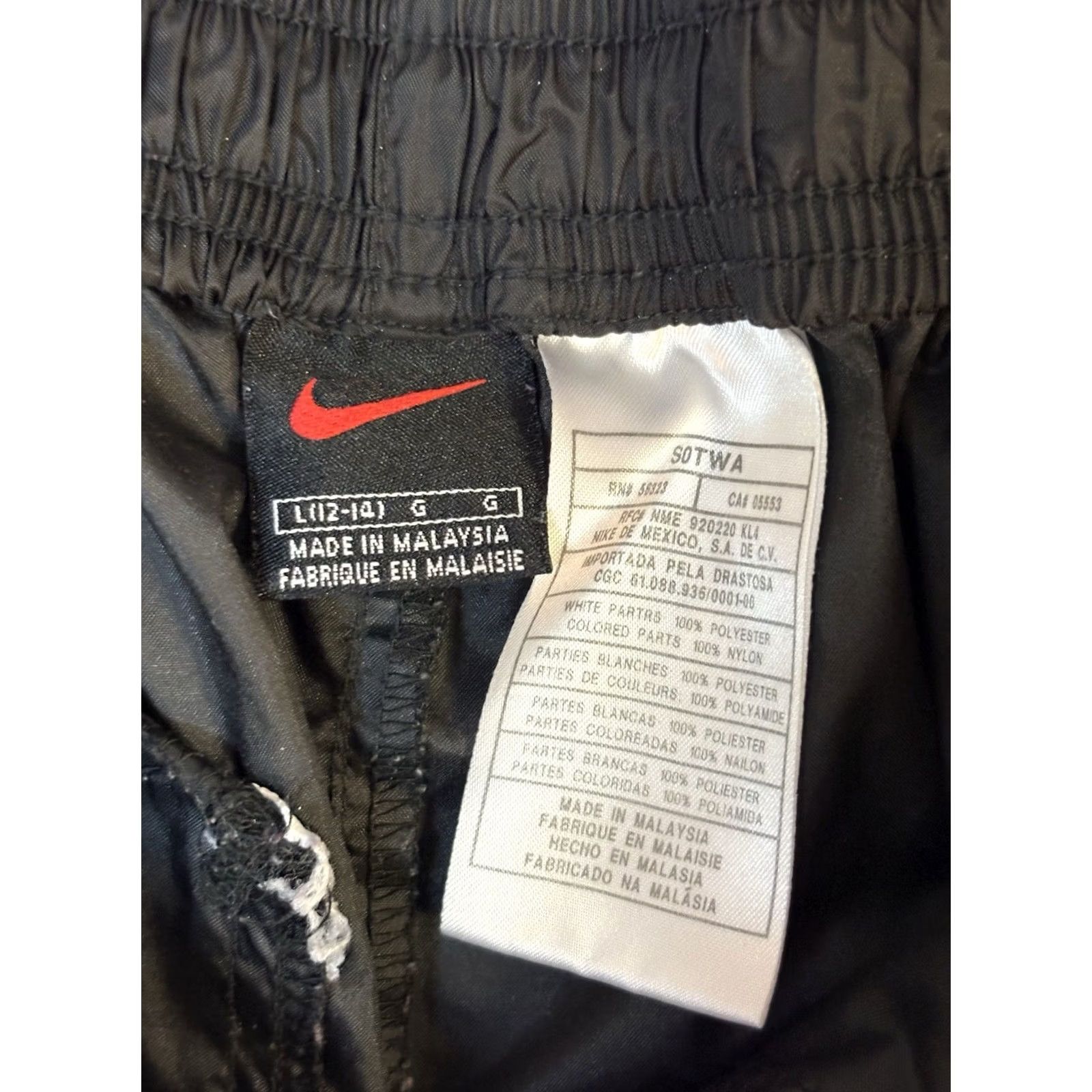 Nike VINTAGE Nike Sweatpants Women Large Black Swoosh Track Zipper Bottoms Y2K Size 36" / US 14 / IT 50 - 4 Thumbnail