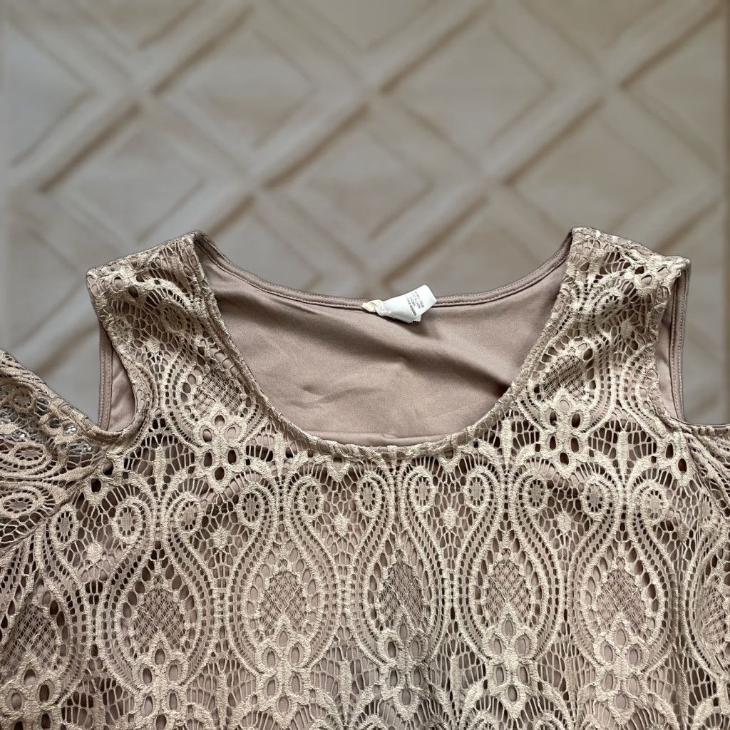 Vintage Brittany Black Blouse Shirt Womens 3X Bronze Brown Cold Shoulder Sleeve Lace Knit Nylon Spandex Solid Size XXL / US 16-18 / IT 52-54 - 1 Thumbnail