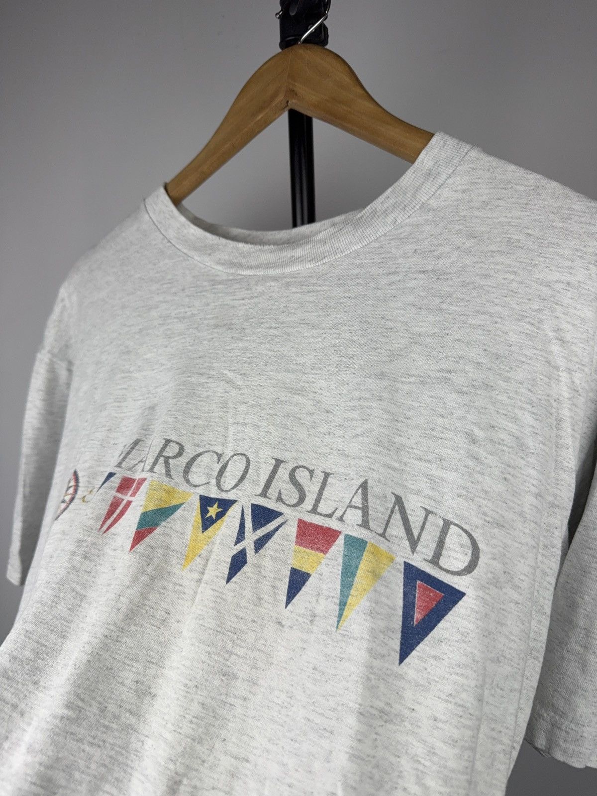 Vintage USA 90s Retro Vintage Marco Island Nautical Flags T-Shirt Size US L / EU 52-54 / 3 - 3 Thumbnail