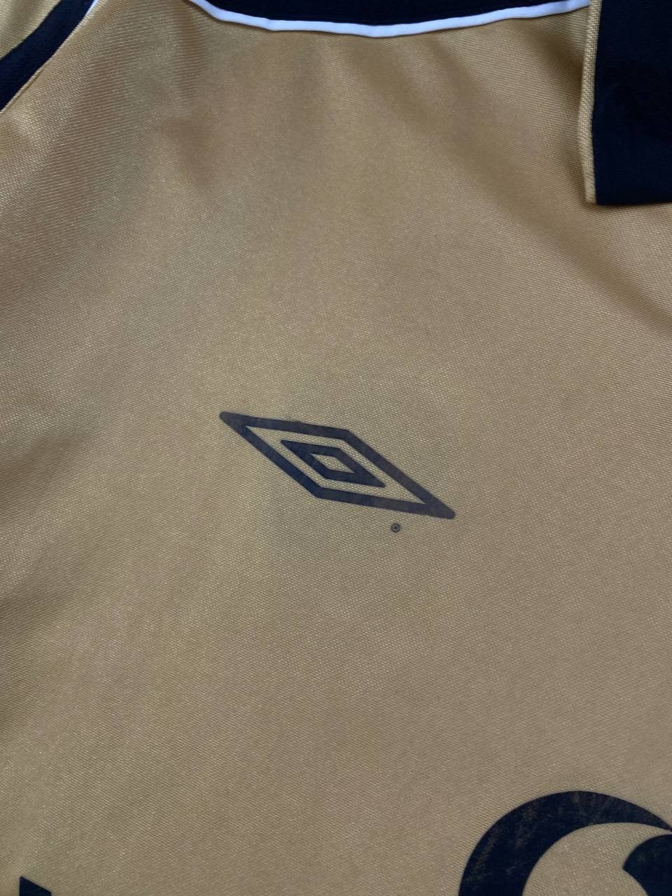 Vintage Vintage Manchester United 2001 2002 Reversible Away Shirt Size US XL / EU 56 / 4 - 19 Thumbnail