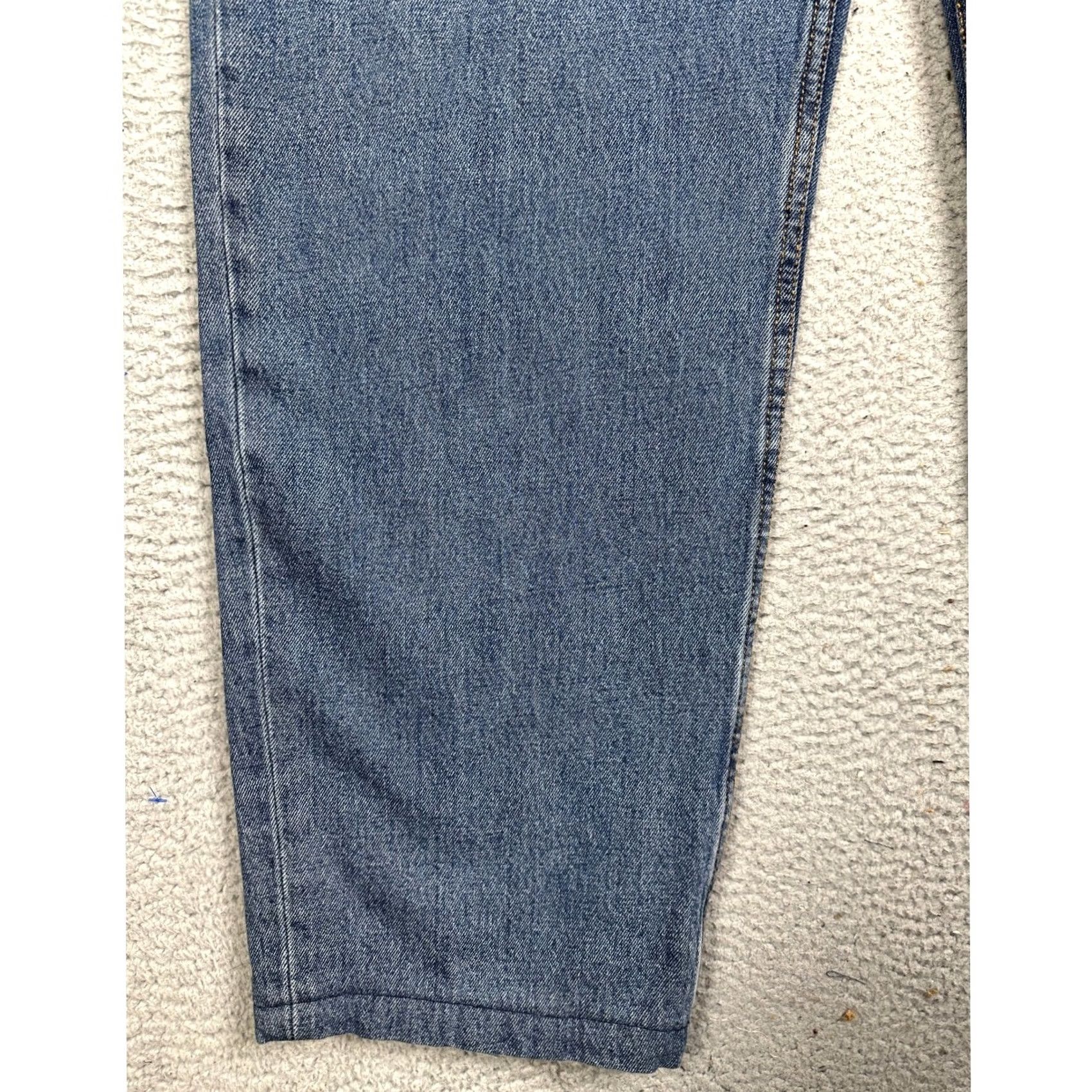 Levi's Levi's 550 Jeans Men 40X32 Blue Relaxed Fit Tapered Leg 5 Pocket Denim Casual EUC Size US 40 / EU 56 - 4 Thumbnail