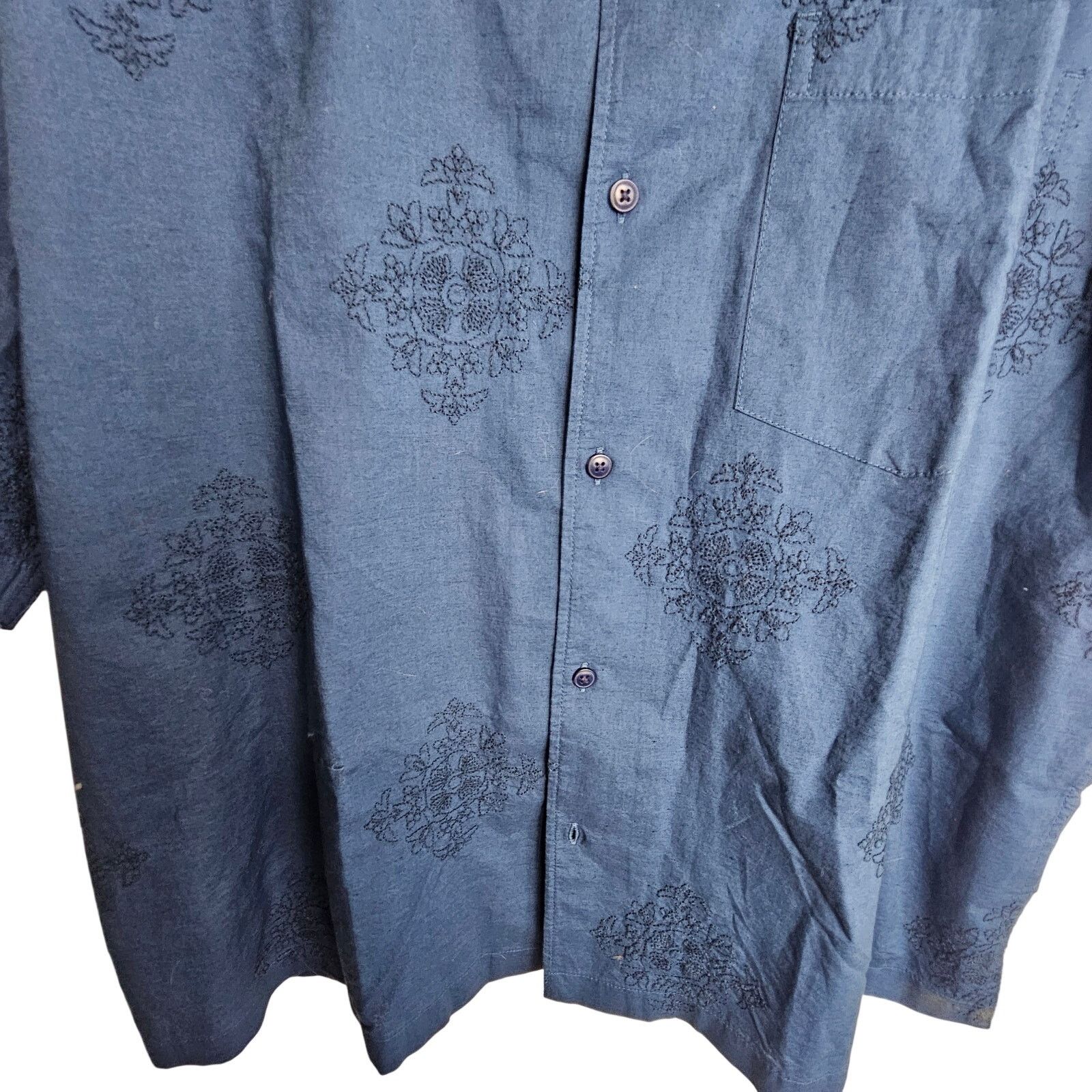 American Eagle Outfitters American Eagle Mens Embroidered Floral Relaxed Fit Button L Size US L / EU 52-54 / 3 - 3 Thumbnail