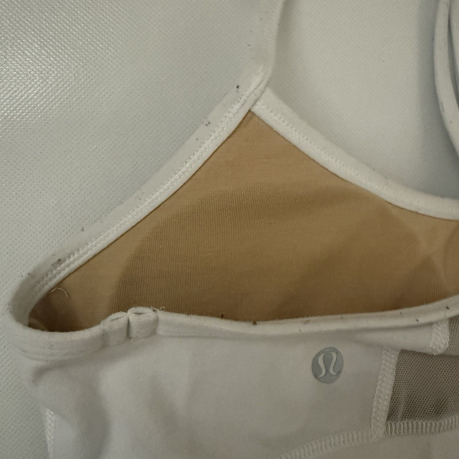 Lululemon Lululemon Sports Bra Power Y Racerback Gym Workout Yoga Size M / US 6-8 / IT 42-44 - 4 Thumbnail