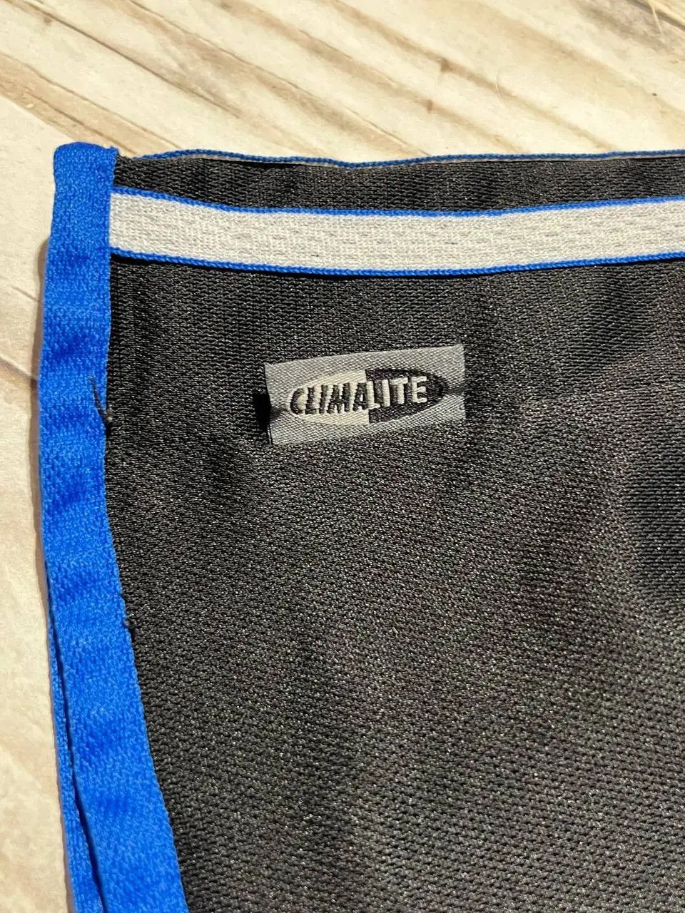 Adidas Vintage Adidas New Castle United 1999 2001 Home Shorts Size US 32 / EU 48 - 10 Thumbnail