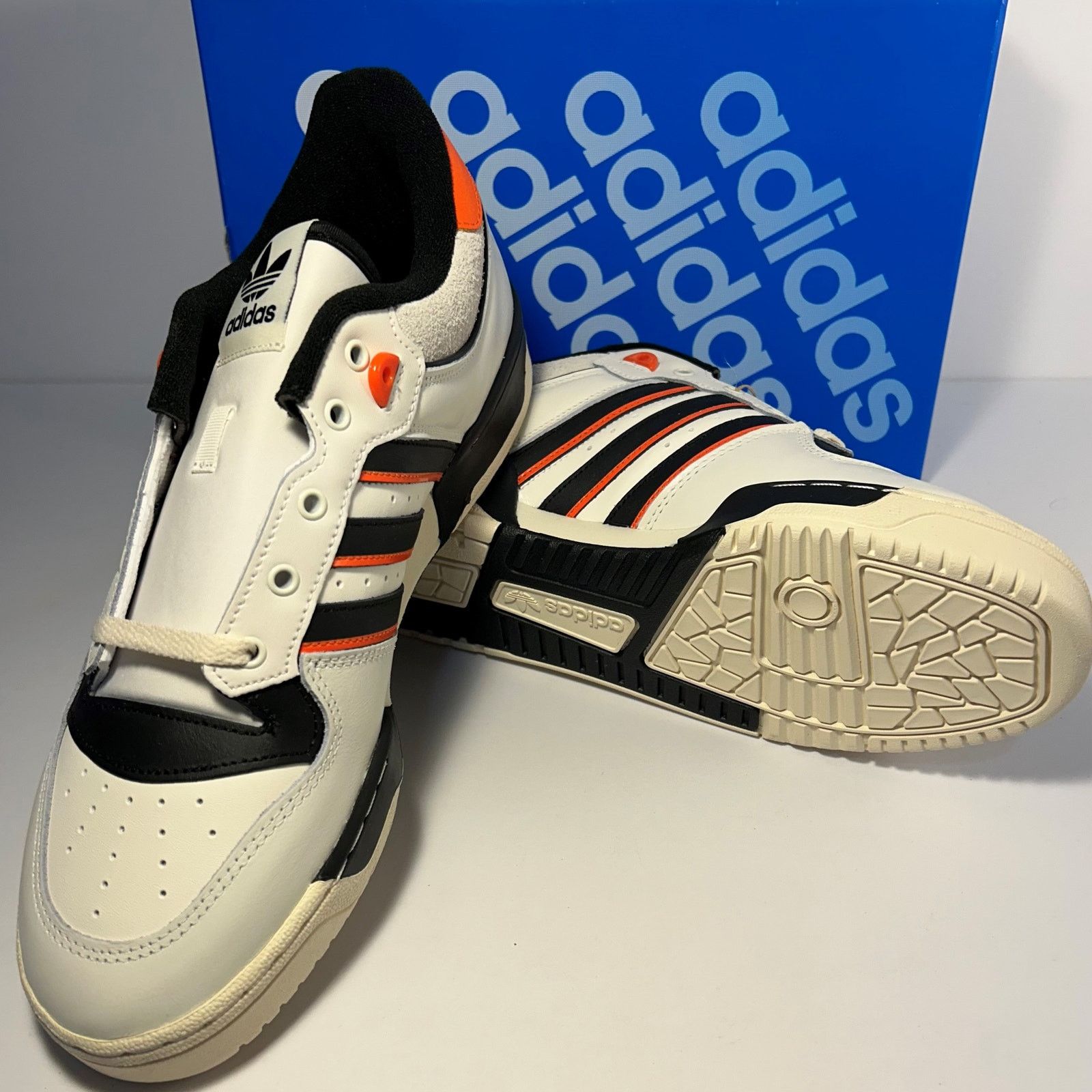 Adidas Adidas Originals Rivalry 86 Low Sz 11.5 Wht/Blk/Or IE7140 Size US 11.5 / EU 44-45 - 5 Thumbnail