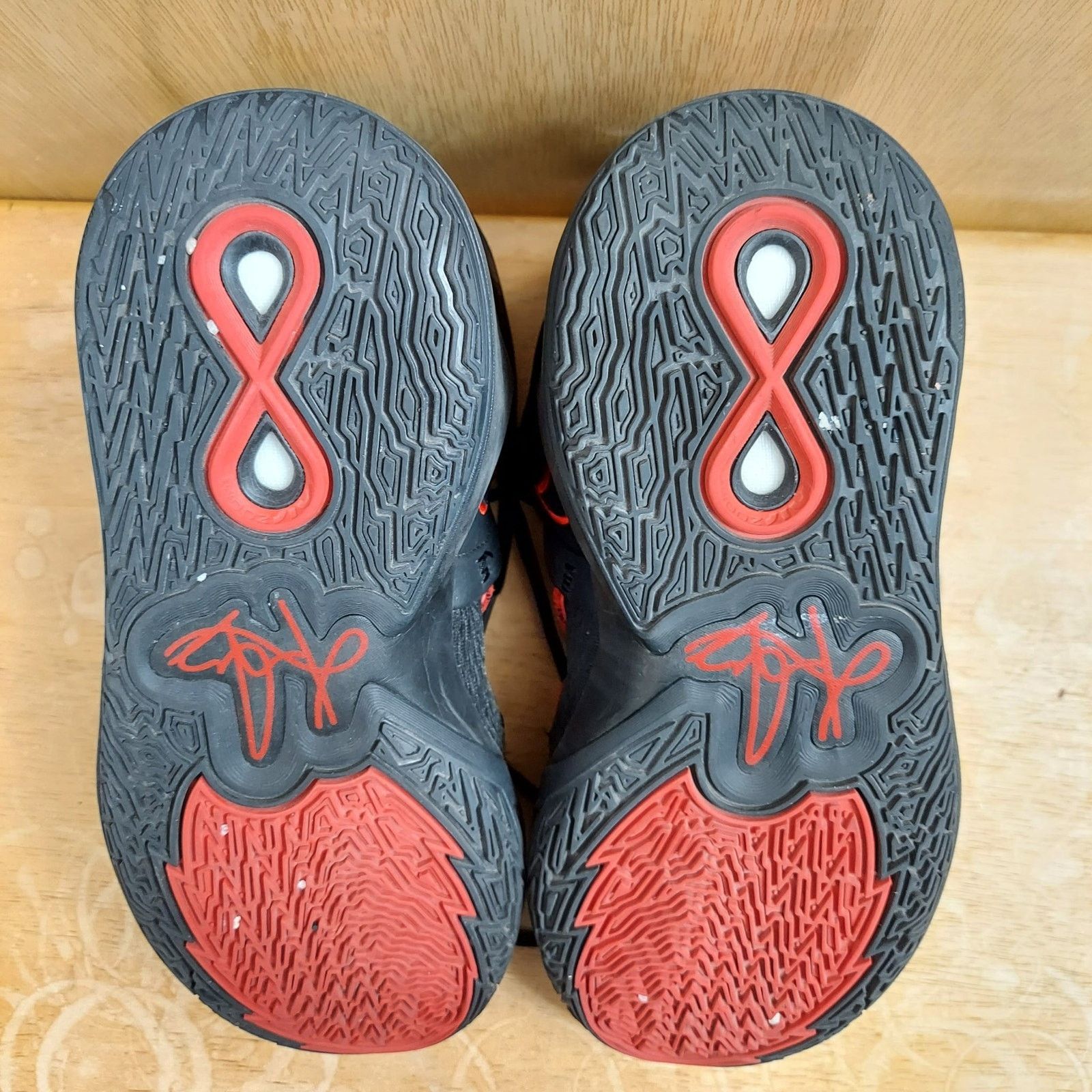 Nike Nike Kyrie 8 Infinity Bred Men's 9.5 Black Red Sneakers EUC Size US 9.5 / EU 42-43 - 8 Thumbnail