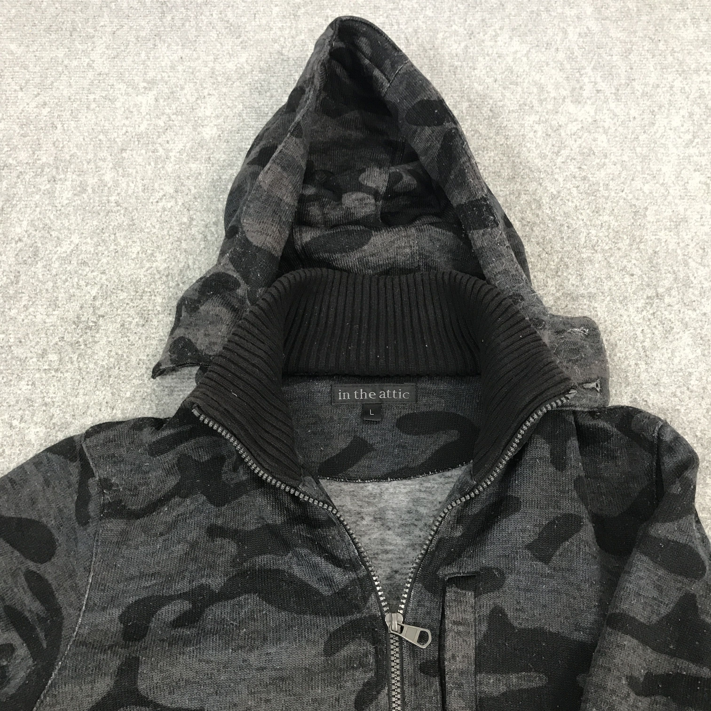 In The Attic × Japanese Brand in the attic Japan Hoodie Camo design jacket Size US L / EU 52-54 / 3 - 8 Thumbnail