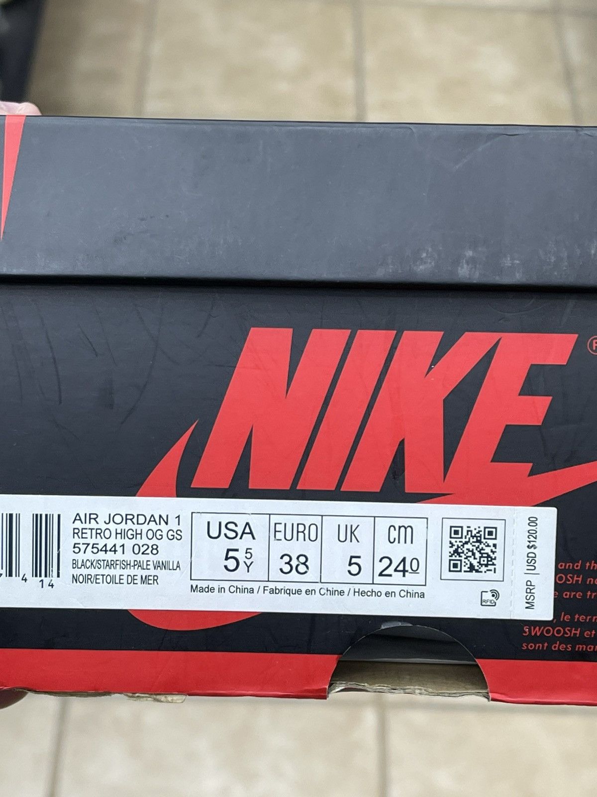 Jordan Brand Size 5.5y - Jordan 1 Shattered Backboard Gently Used Size US 5.5 / EU 38 - 11 Thumbnail