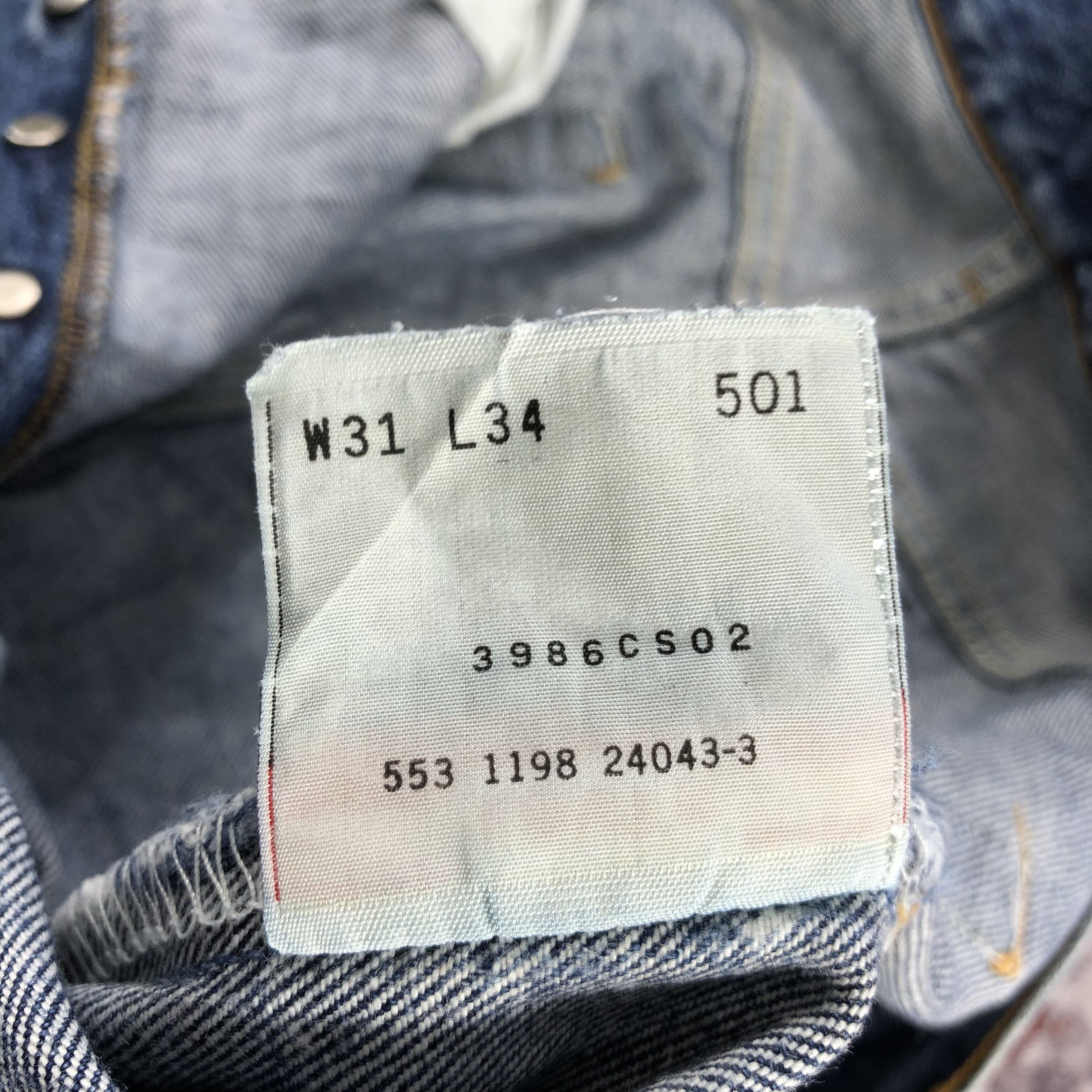 Levi's 90s Vintage Blue Wash Levis 501 Jeans-JM2853 Size US 31 - 12 Thumbnail