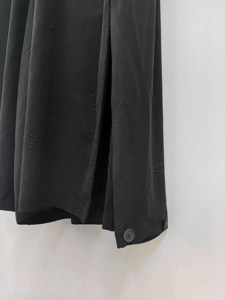 Yohji Yamamoto Yohji Yamamoto size 3 shorts Size US 30 / EU 46 - 4 Thumbnail