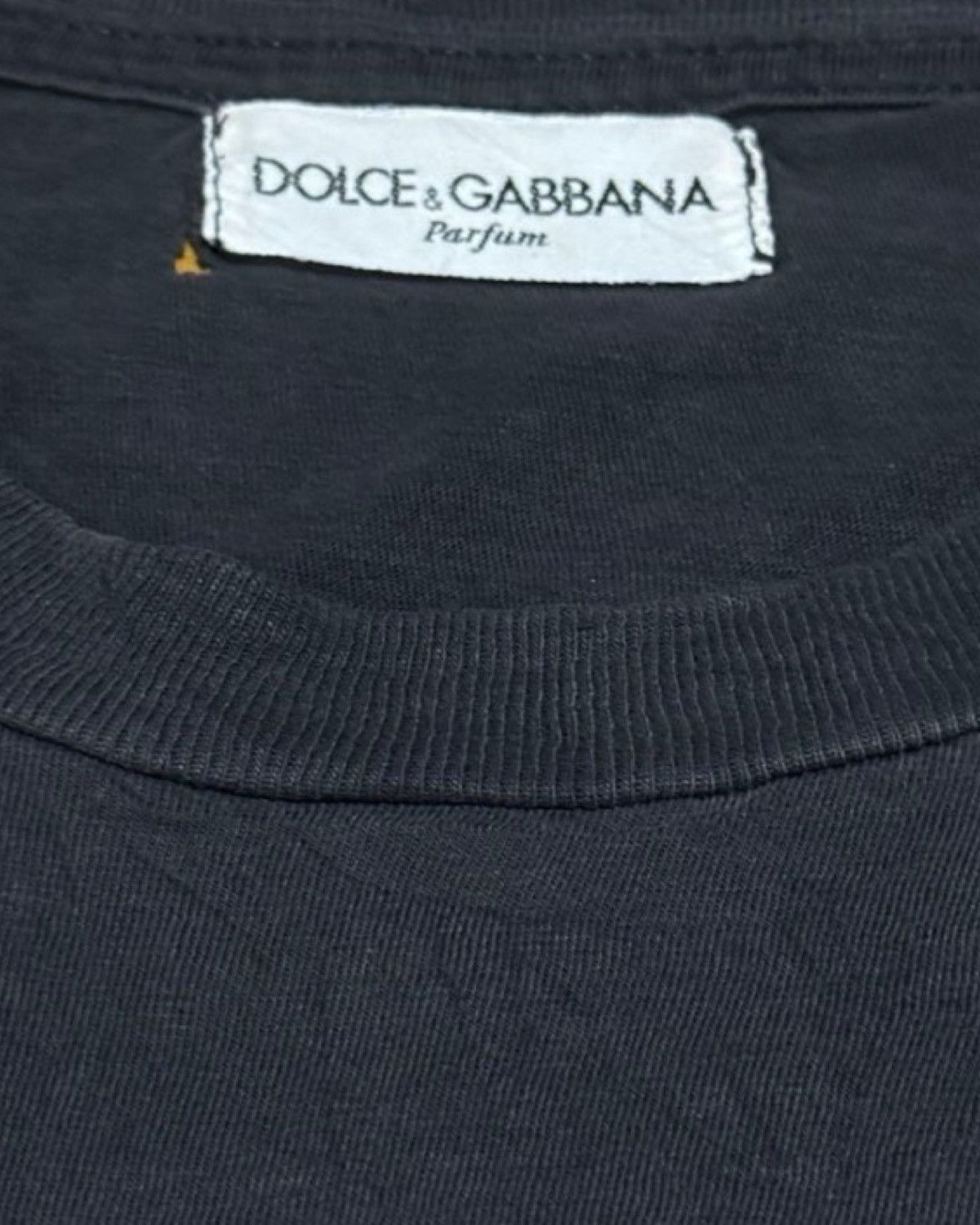 Dolce & Gabbana 90s Parfum T-Shirt Size US M / EU 48-50 / 2 - 5 Thumbnail