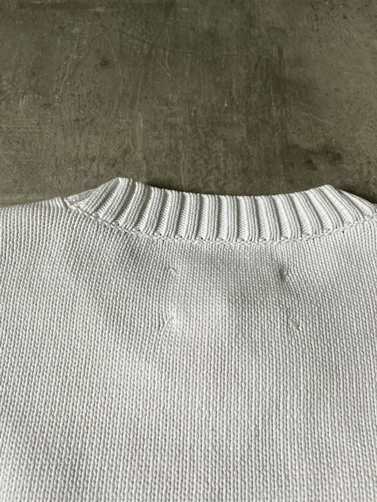 Maison Margiela Maison Margiela S/S 20 tag on chest white sweater rare Size US L / EU 52-54 / 3 - 11 Thumbnail