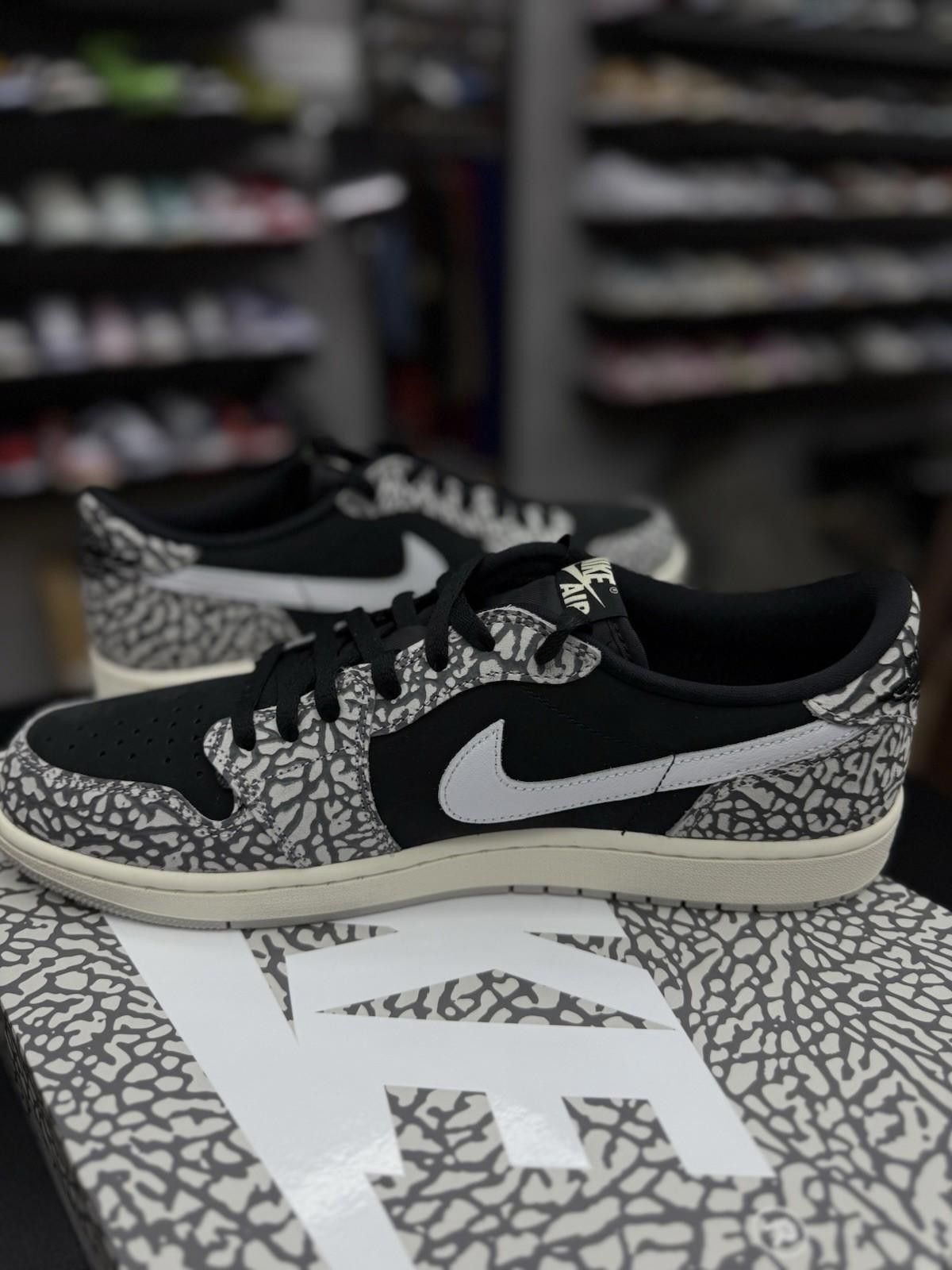 Jordan Brand Air Jordan 1 Retro OG Low Black Cement Size 13 CZ0790-001 Size US 13 / EU 46 - 9 Thumbnail