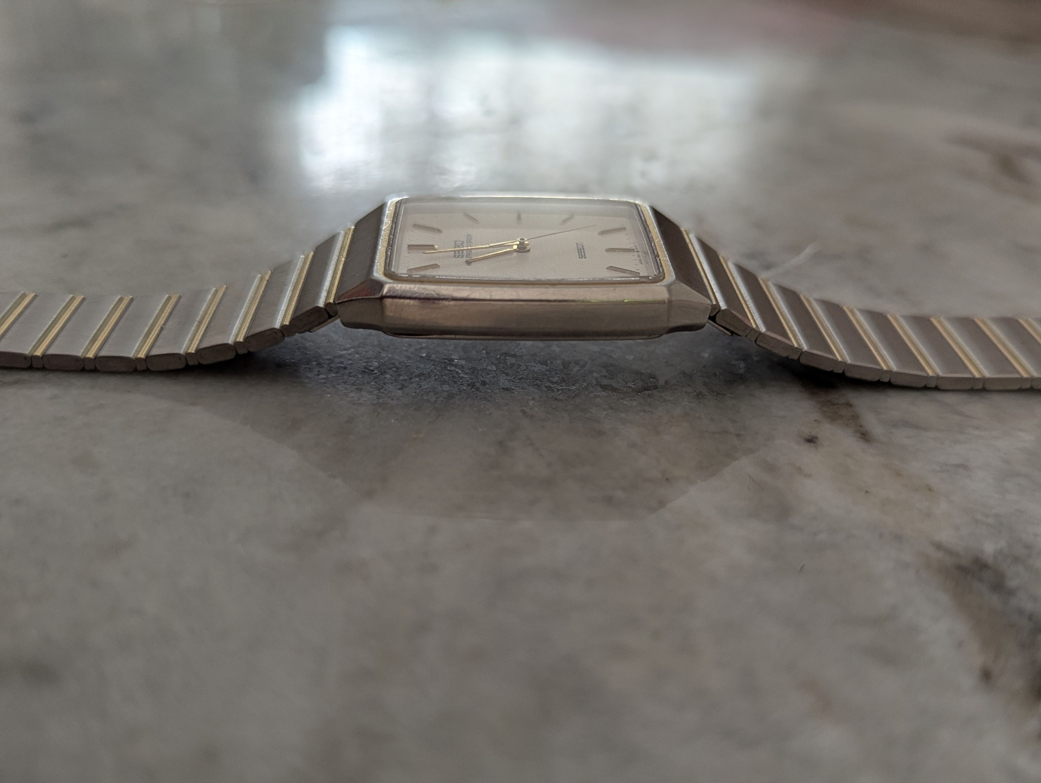 Seiko 1989 Seiko Session H.S.V. SATW013 5E31-5A70 Tank Watch Size 30 - 4 Thumbnail
