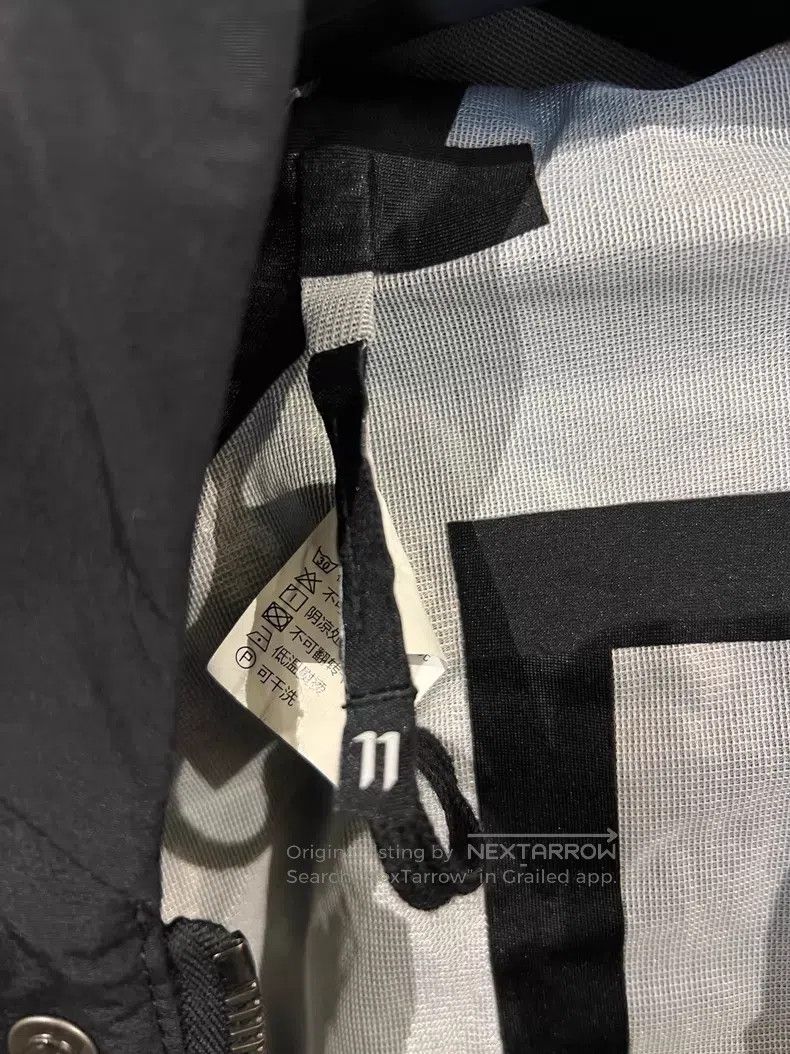 Boris Bidjan Saberi Boris Bidjan Saberi Longline waterproof jacket| Size US XS / EU 42 / 0 - 9 Thumbnail