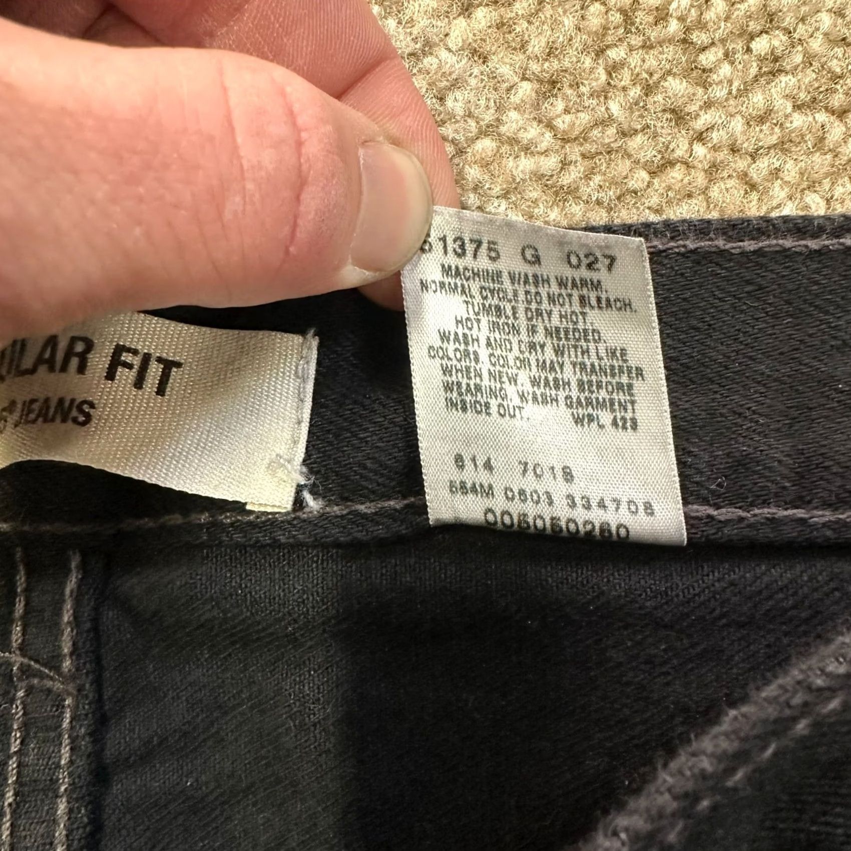 Levi's VINTAGE Levi's 505 Jeans Mens Regular Straight 36x32 Black Made in USA Y2K Distressed Dark Size US 36 / EU 52 - 4 Thumbnail