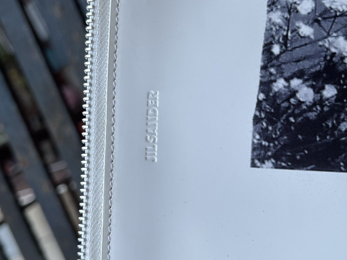 Jil Sander × Raf Simons Archive Graphic Print Zip Pouch in White Smooth Leather Size ONE SIZE - 13 Thumbnail
