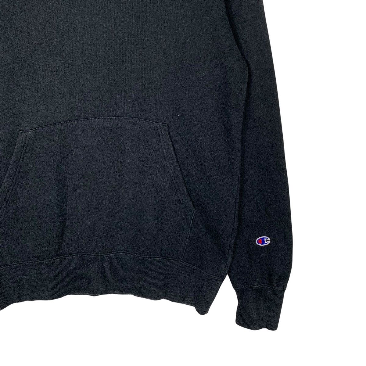 Champion CHAMPION Black Plain Pullover Hoodies Sweatshirt #1434-C65 Size US XL / EU 56 / 4 - 6 Thumbnail