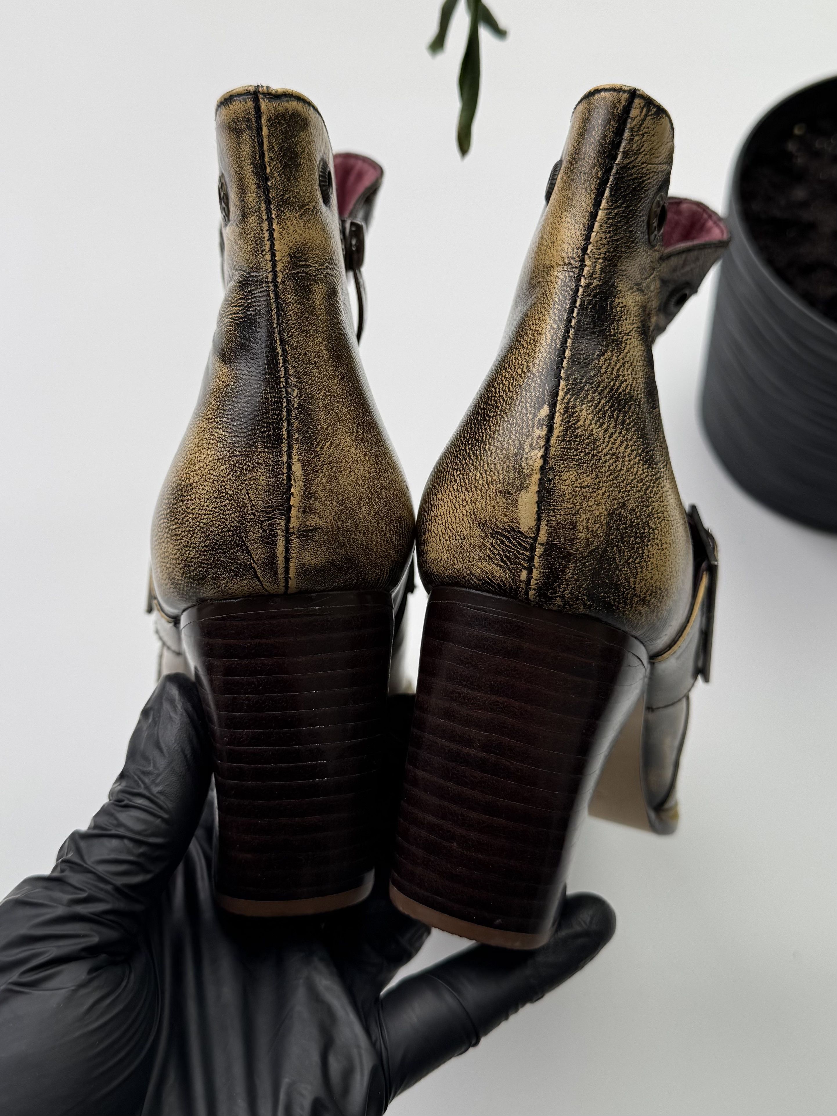 Hysteric Glamour Vintage Faded Leather Boots With Straps (441) Size US 7 / IT 37 - 6 Thumbnail