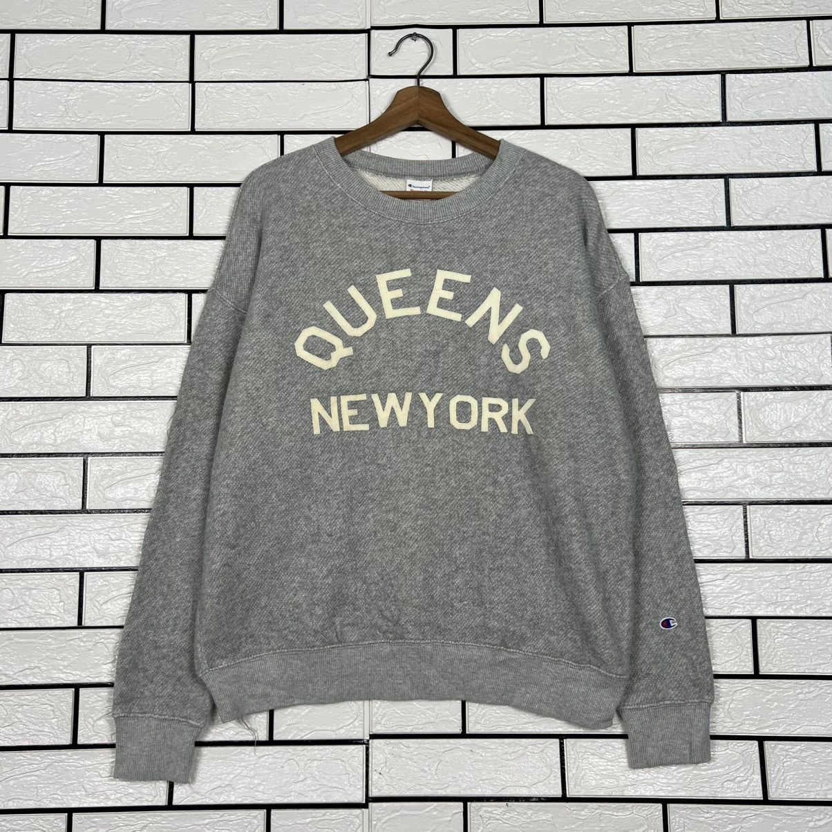 Champion CHAMPION Queens New York Big Logo Sweatshirt #4039-C184 Size M / US 6-8 / IT 42-44 - 1 Thumbnail