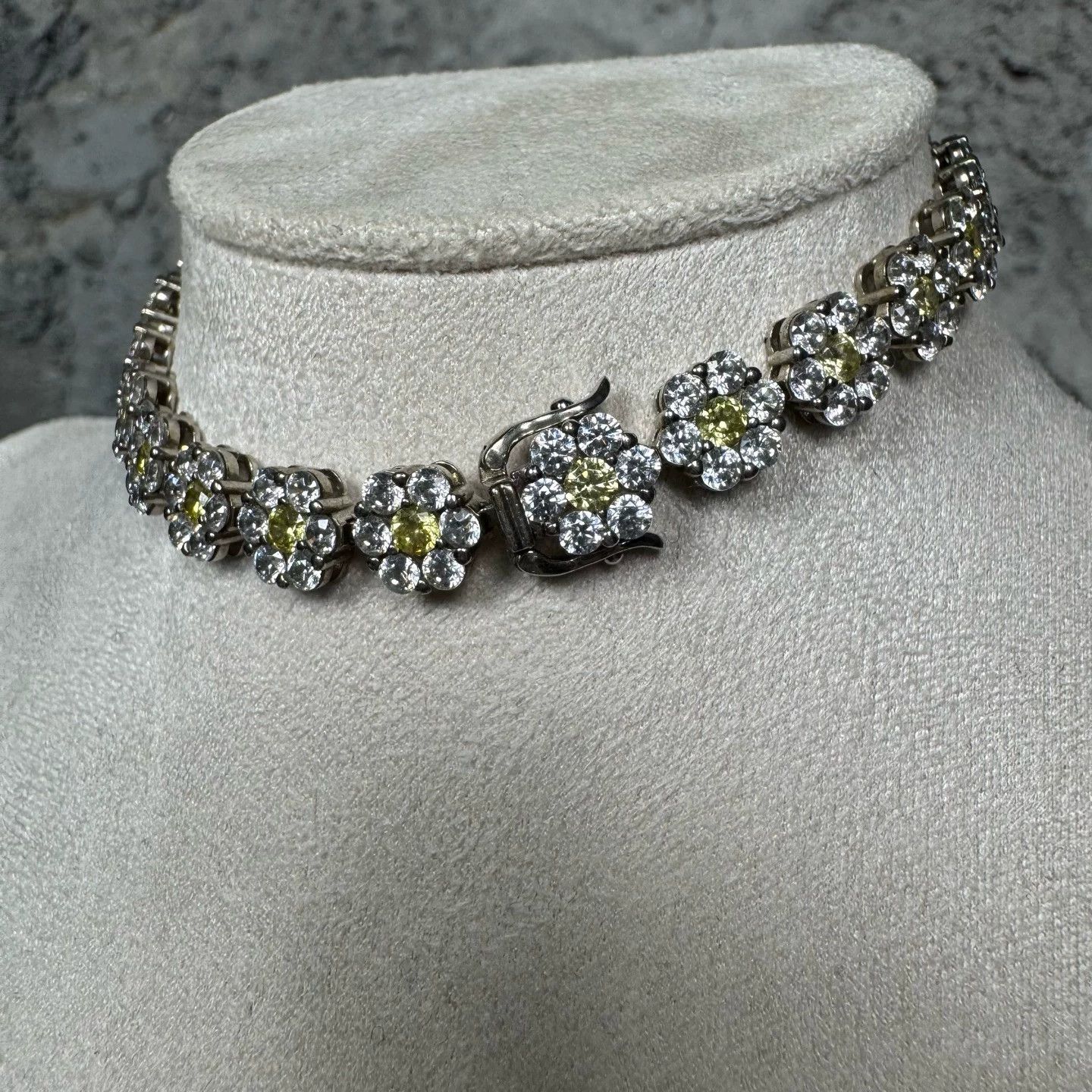 HATTON LABS HATTON LABS Daisy Silver Crystal Tennis Bracelet 21 99N Size ONE SIZE - 4 Thumbnail