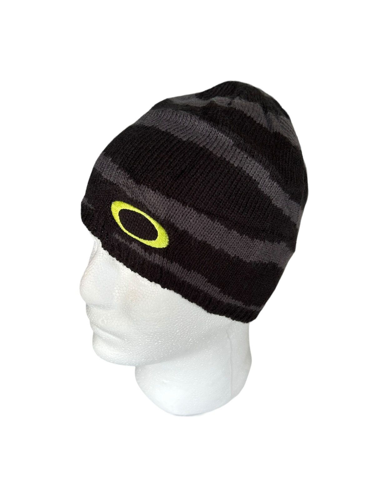 Japanese Brand × Oakley Vtg Oakley Rare Design Beanie Hats snowcap☠️☠️ Size ONE SIZE - 2 Thumbnail