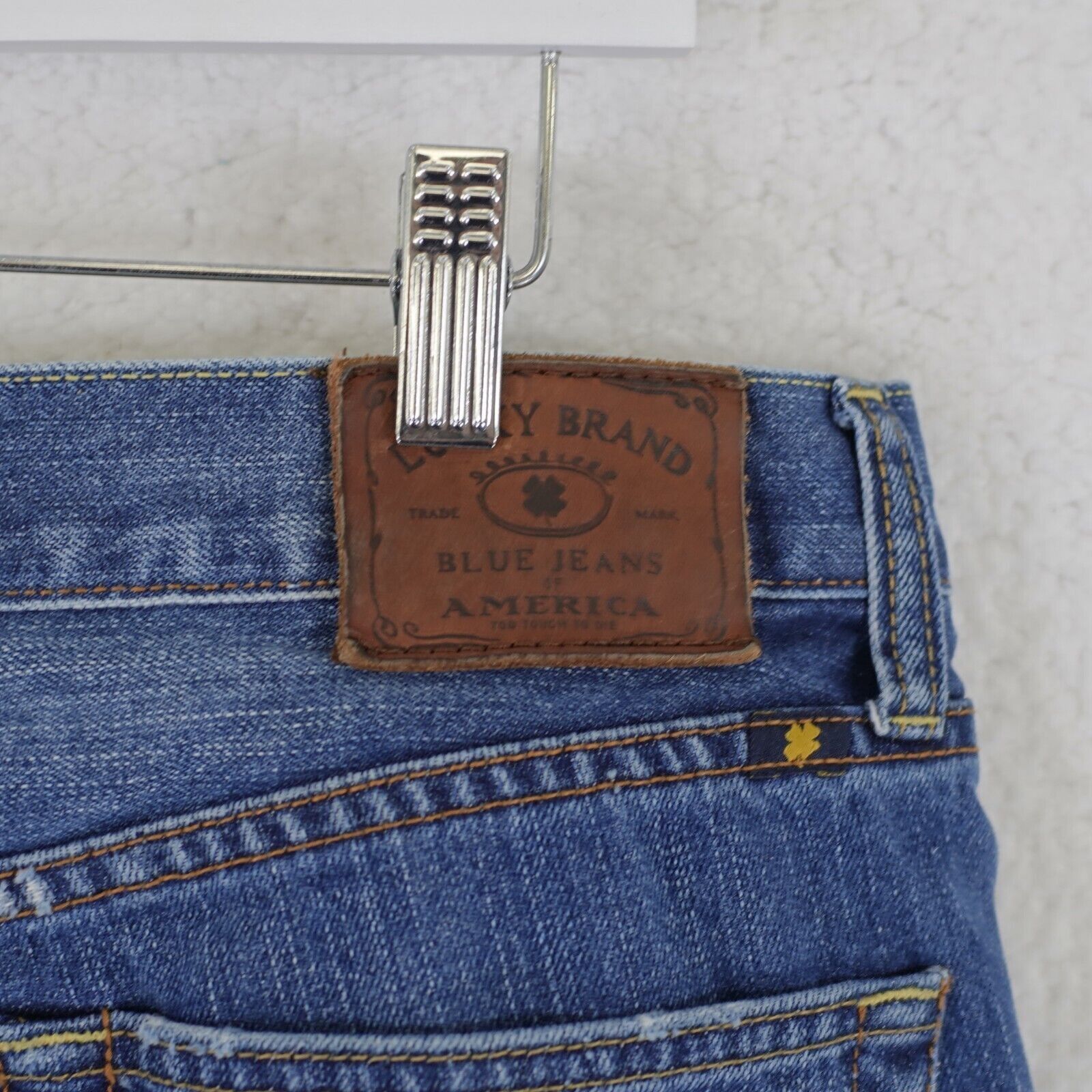 Lucky Brand Lucky Brand 329 Classic Straight Blue Denim Jeans 35/32 Ston Size US 35 - 7 Thumbnail