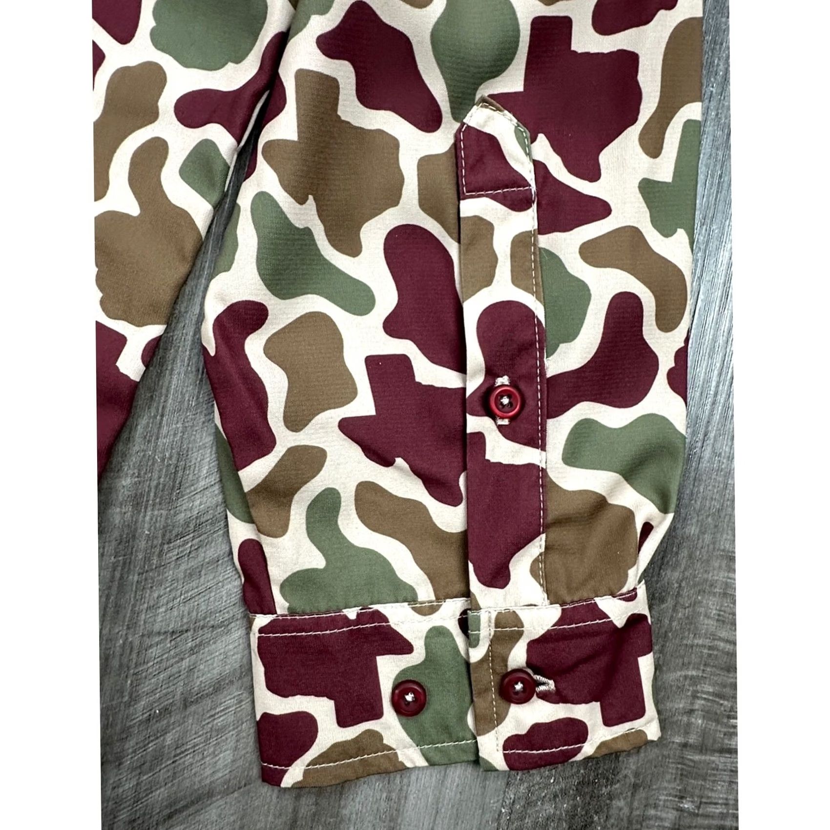 Vintage VINTAGE Texas A&M Aggies Amigo Provisions Camo Vented Long Sleeve Button Down 3XL Mens Size US XXL / EU 58 / 5 - 4 Thumbnail