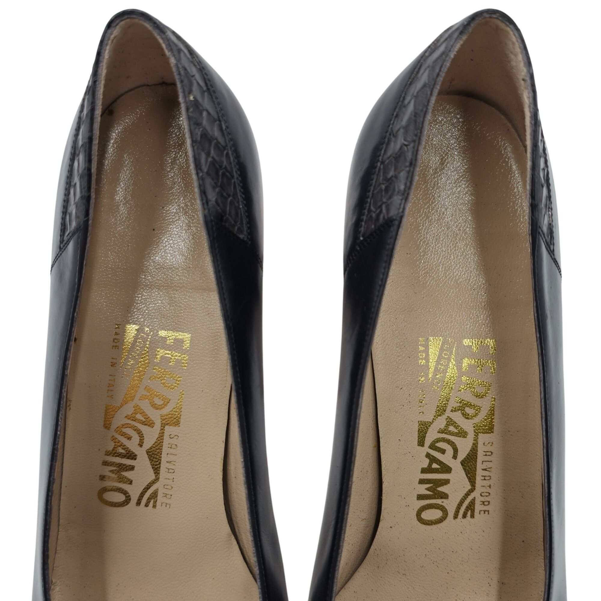 Salvatore Ferragamo Vintage Salvatore Ferragamo Women 9AA Gray Snakeskin Leather Size US 9 / IT 39 - 7 Thumbnail