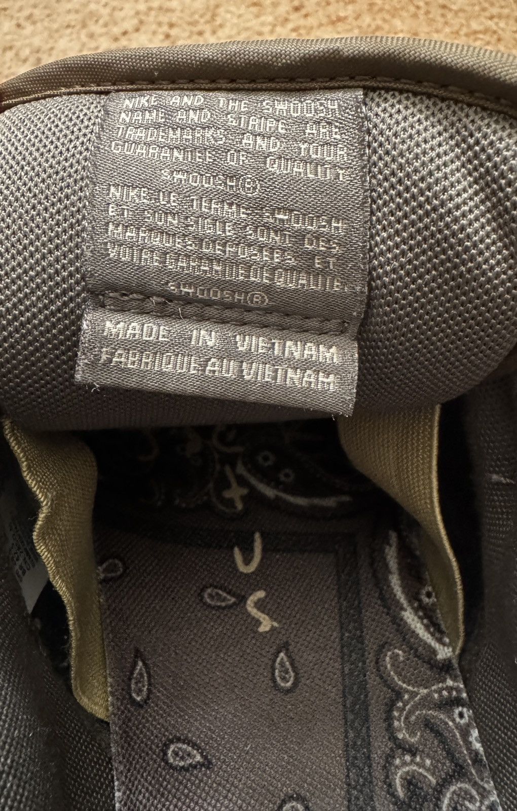 Nike × Travis Scott Nike SB Dunk Low Travis Scott Cactus Jack - Men Size 10.5 Size US 10.5 / EU 43-44 - 10 Thumbnail