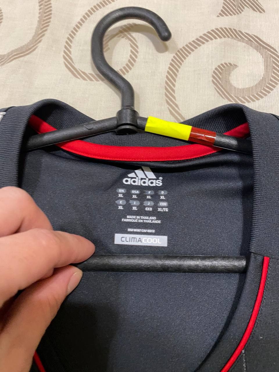 Adidas Adidas Liverpool FC Pinstripe “Standard Chartered” Jersey Size US XL / EU 56 / 4 - 3 Thumbnail