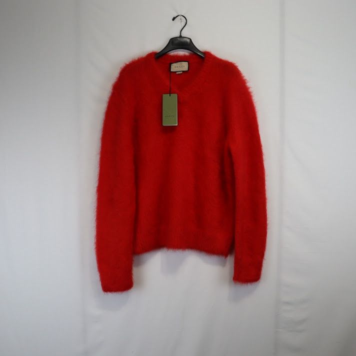 image of Gucci O1Rshd1 Chuncky Mohair Long Sleeve V Neck In Red, Men's (Size 2XL)