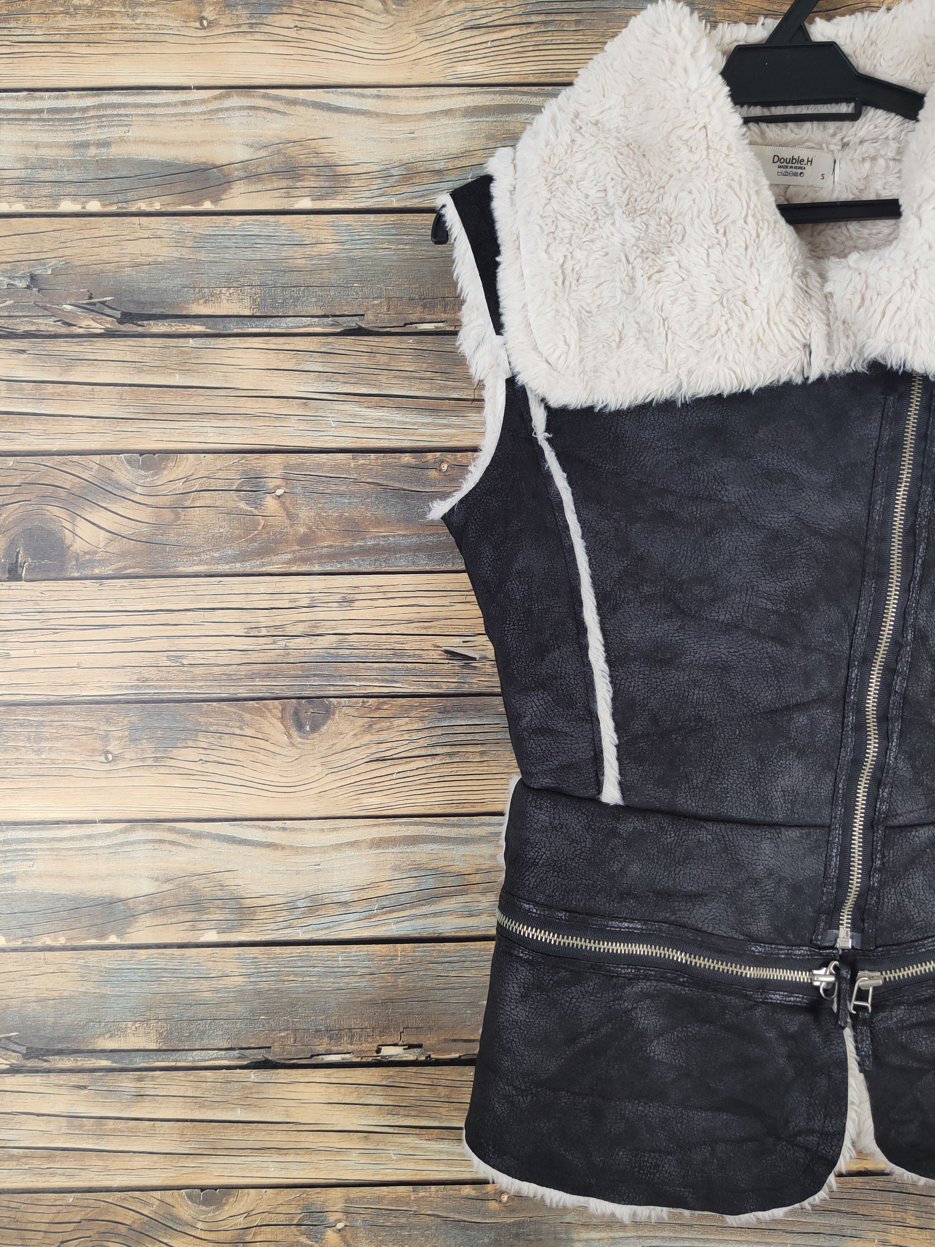 Japanese Brand × Vintage Double H Black Leather Vests #W1114 Size S / US 4 / IT 40 - 4 Thumbnail