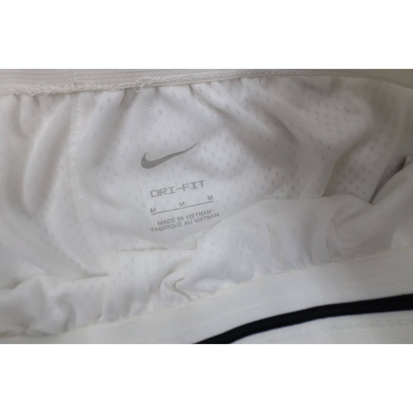 Nike New Nike Sportswear Fly Spell Out Mini Swoosh Shorts Size 28" / US 6 / IT 42 - 6 Thumbnail
