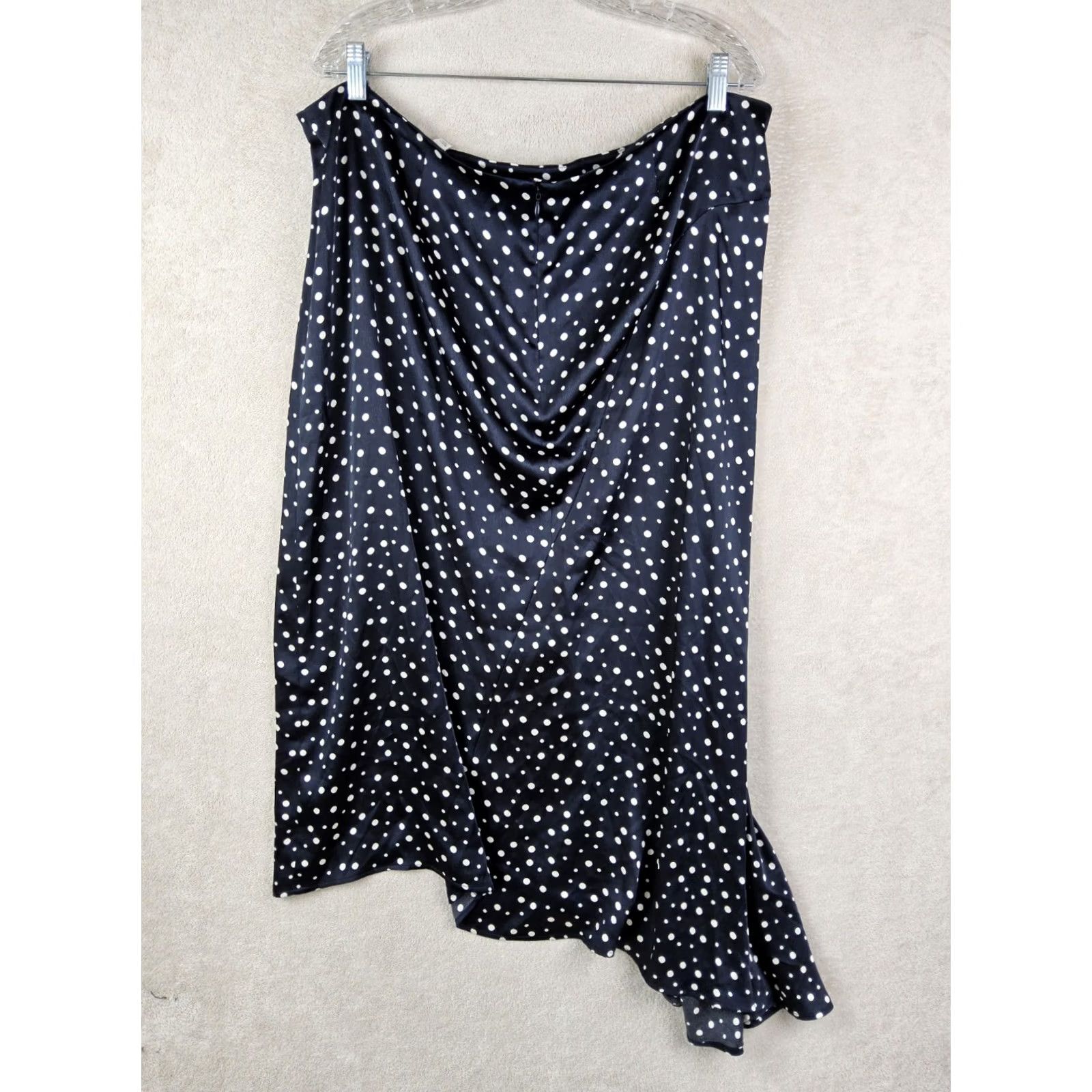 Vince Vince Skirt Womens 2XL Women Polka Dot Asymmetrical Navy Size Size 40" / US 18 - 4 Thumbnail