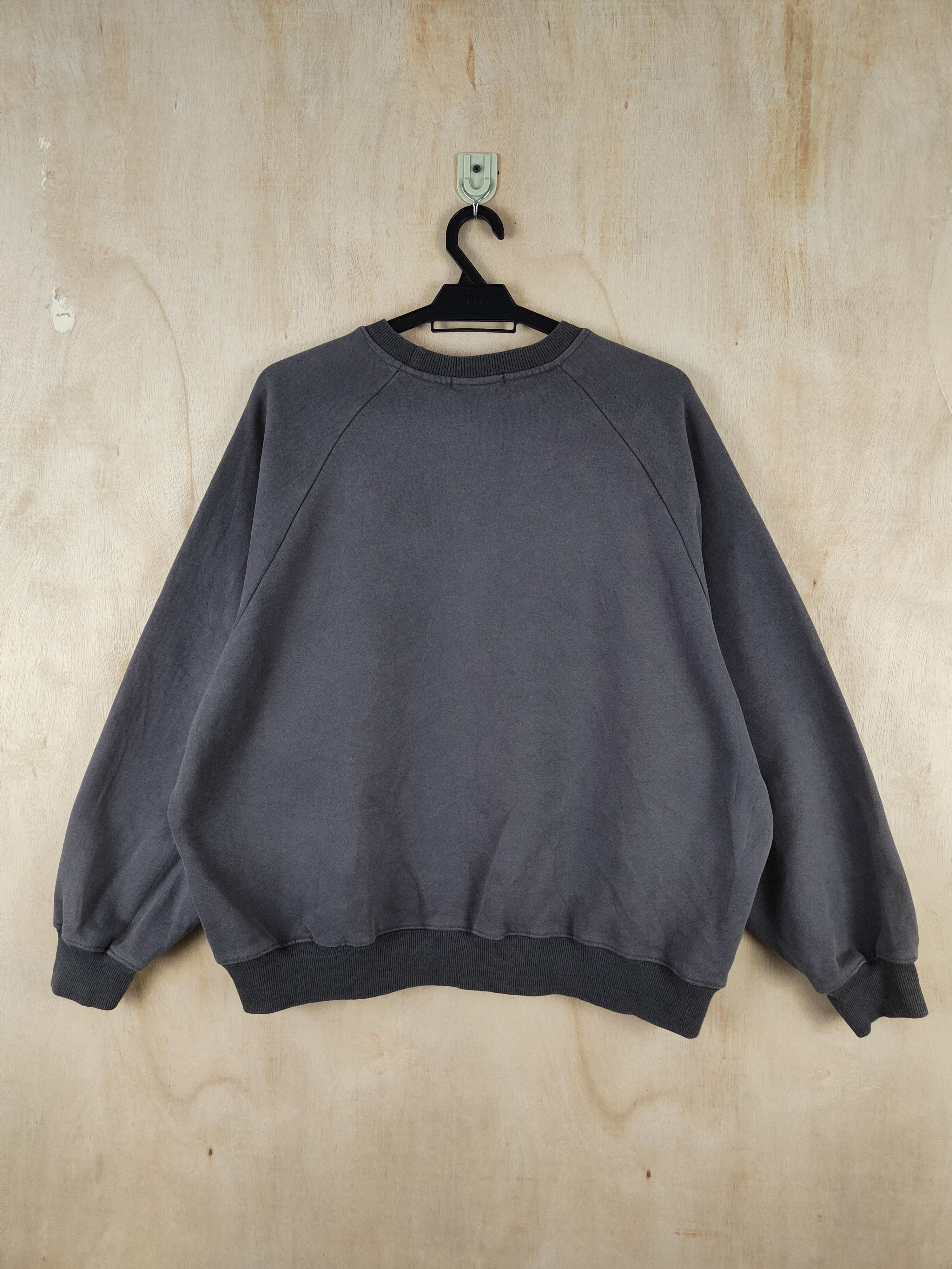 Japanese Brand × Vintage Wait More Dark Gray plain Faded Sweatshirts #S2612 Size US XL / EU 56 / 4 - 7 Thumbnail