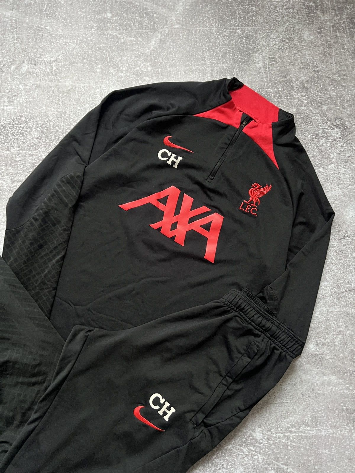 Nike Nike FC Liverpool Football Tracksuit Size M Men Size US M / EU 48-50 / 2 - 2 Thumbnail