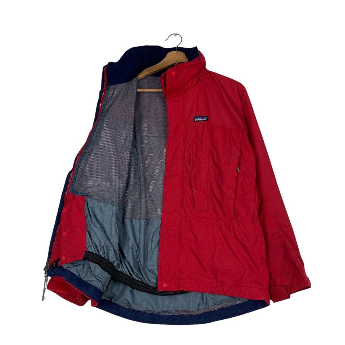 Patagonia PATAGONIA Red Hooded Light Jacket #1266-C57 Size US XS / EU 42 / 0 - 7 Thumbnail