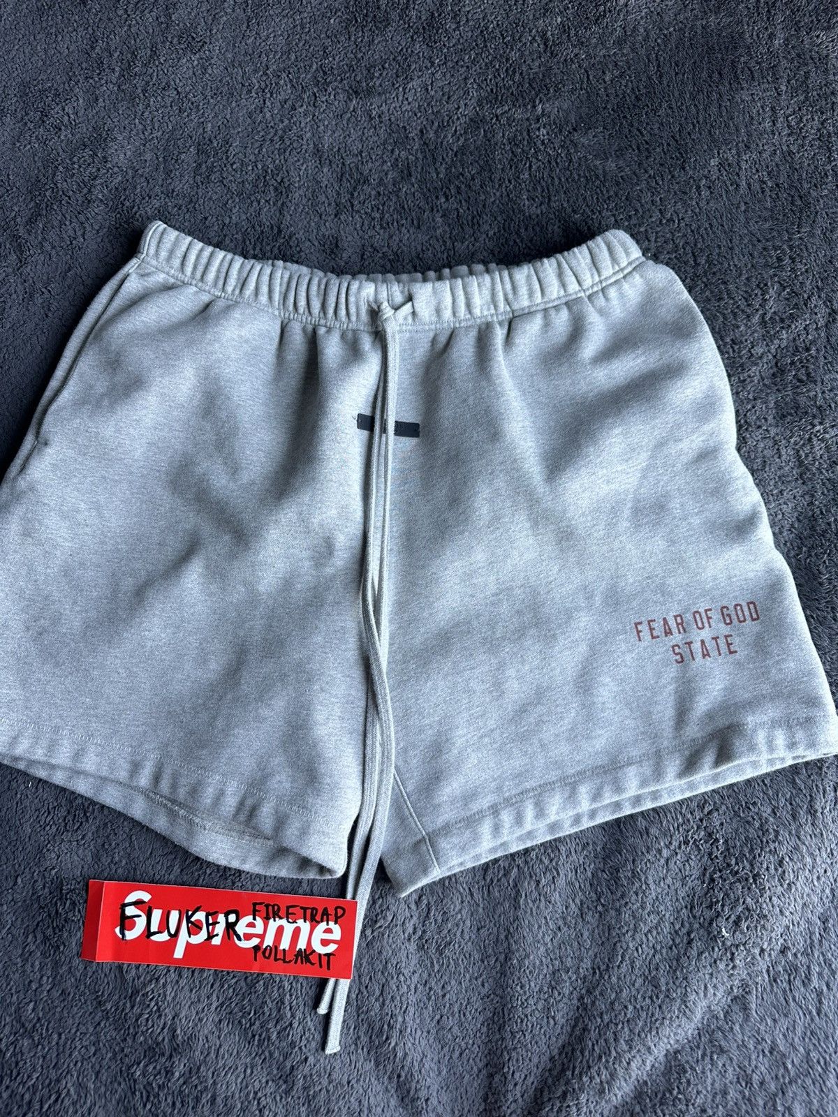 Essentials Essentials Fleece Soccer Short Dark Heather (FW24) Size US 33 - 2 Thumbnail