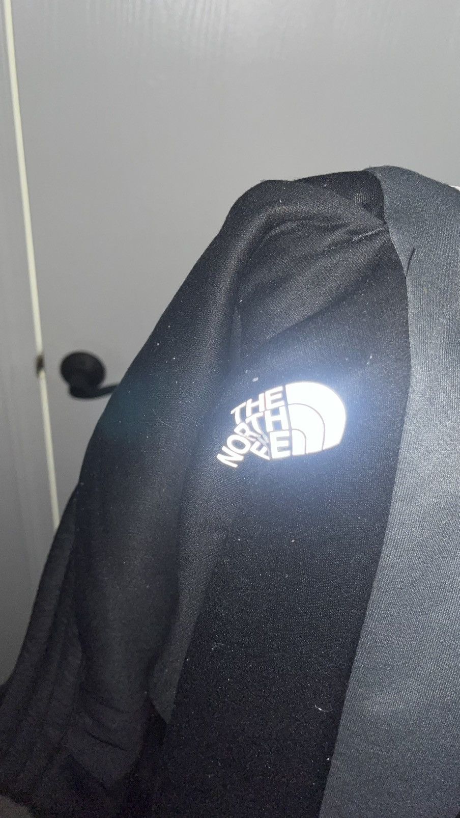 The North Face slightly worn joggers cotton balls but comes out easy Size US 34 / EU 50 - 4 Thumbnail