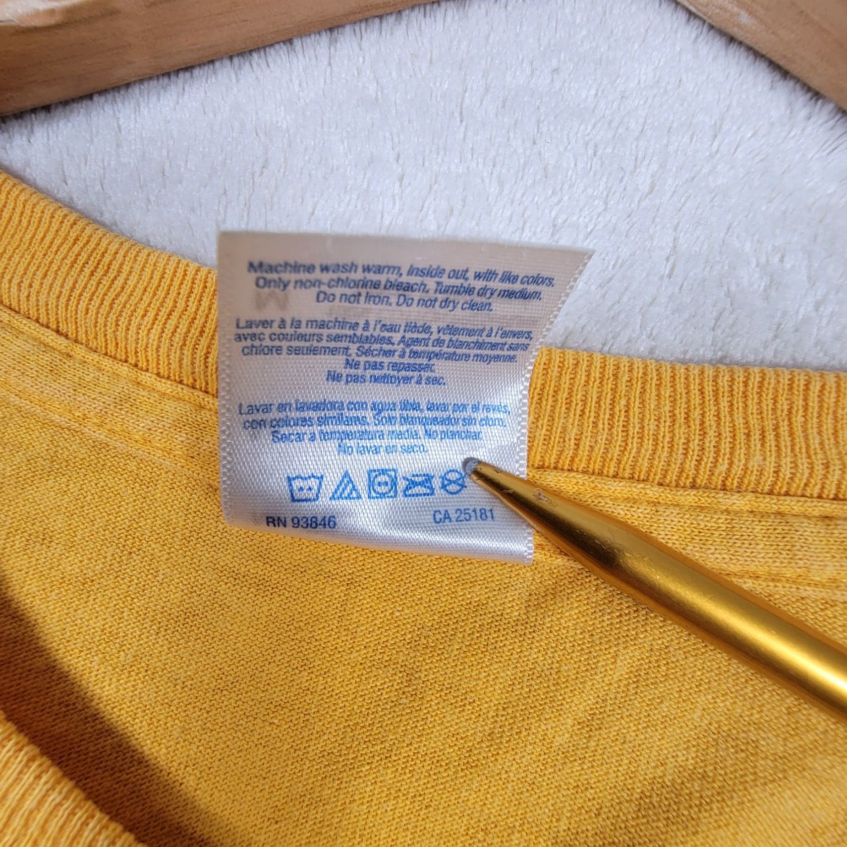 Gildan VINTAGE Gildan T-Shirt Yellow M Mens 90s Rat On Bike Graffiti Embroidered Logo Crew Neck Short Sleeve Cotton Blend Shirt Size US M / EU 48-50 / 2 - 5 Thumbnail