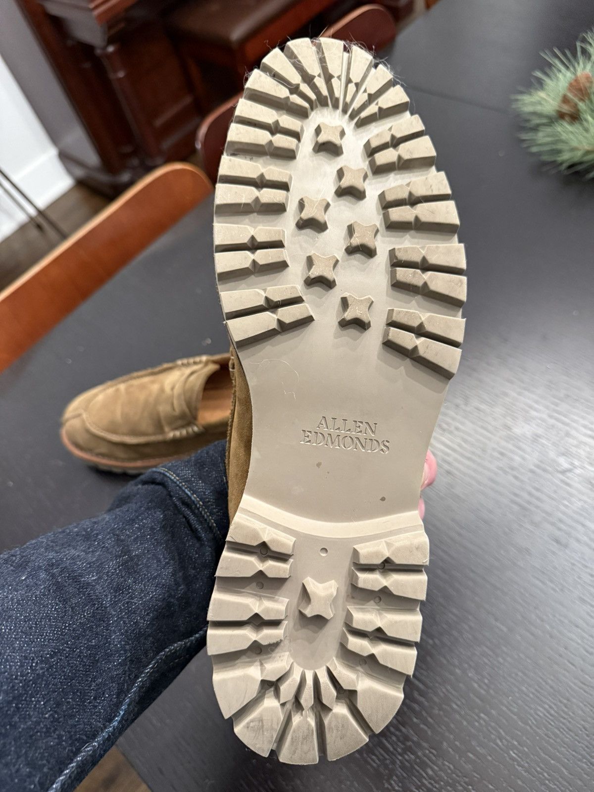 Allen Edmonds Allen Edmonds Freeport Weatherproof Suede Penny Loafer Size US 12 / EU 45 - 5 Thumbnail