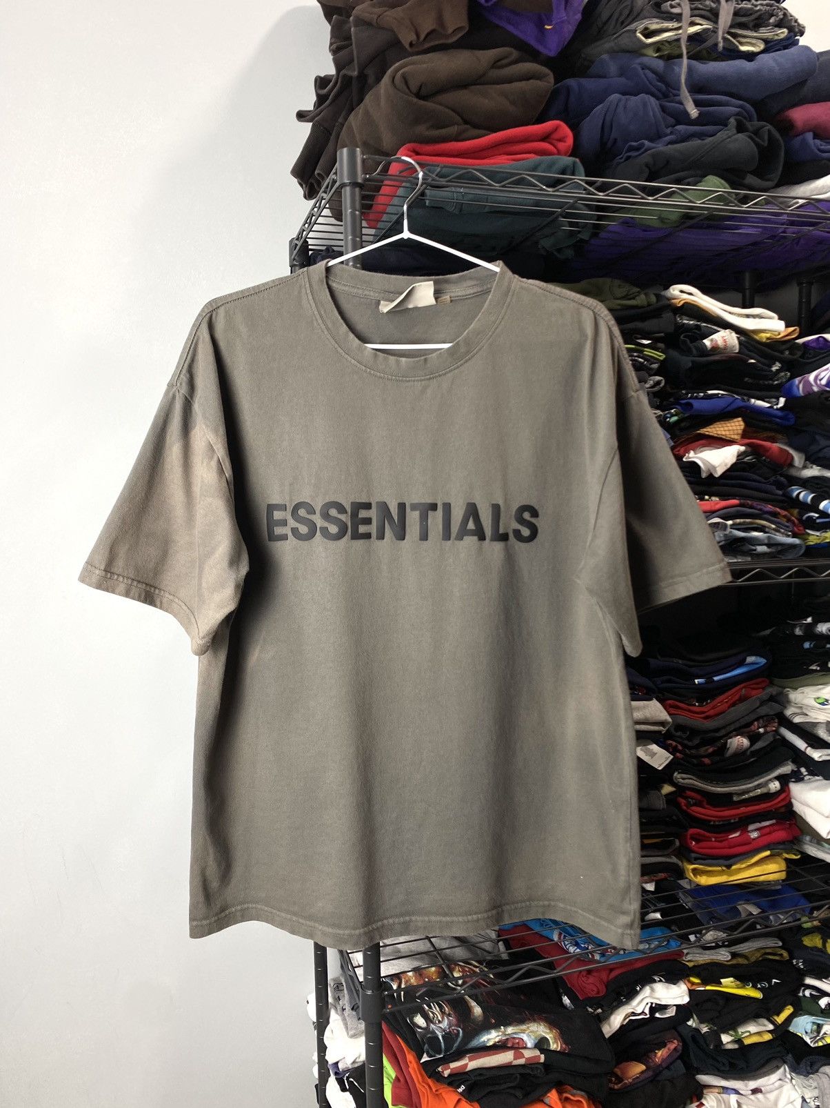 Essentials Essentials Fear Of God Sunfaded Style T Shirt Hype Size US L / EU 52-54 / 3 - 1 Thumbnail