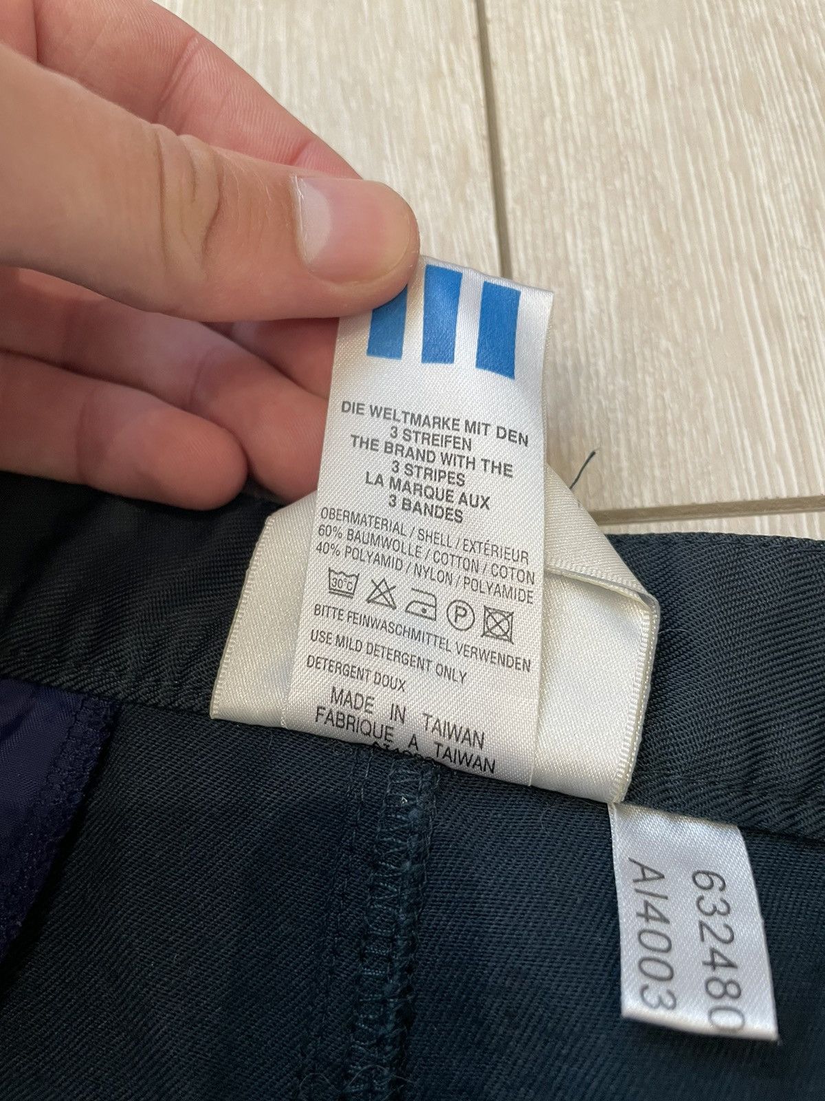 Adidas × Vintage Vintage Adidas Originals Cargo Shorts Mens Blue Satin 1990s Size US 33 - 6 Thumbnail