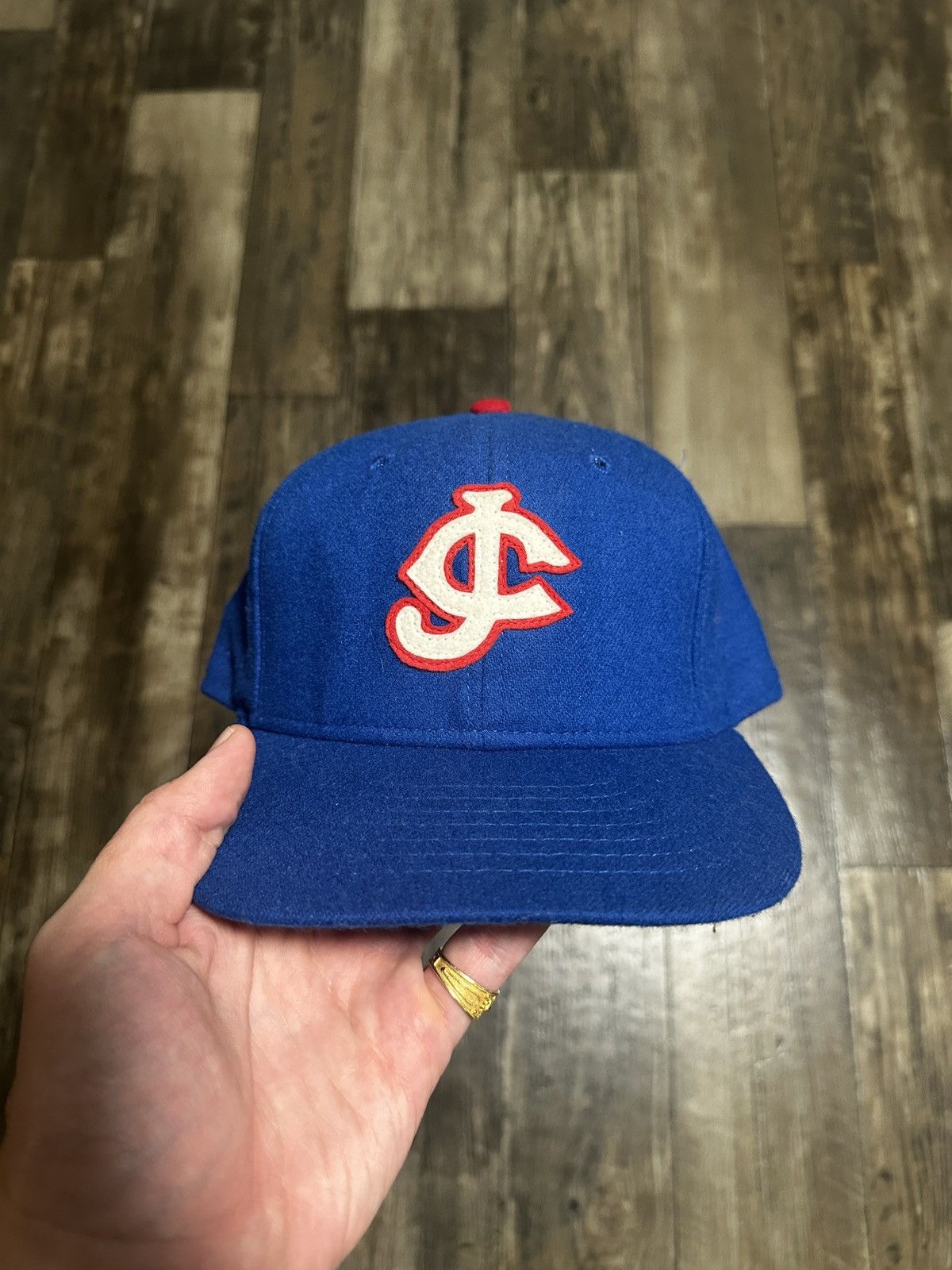Ebbets Field Flannels Vintage Jersey City Giants Fitted Hat 7 1/2 Size ONE SIZE - 1 Thumbnail
