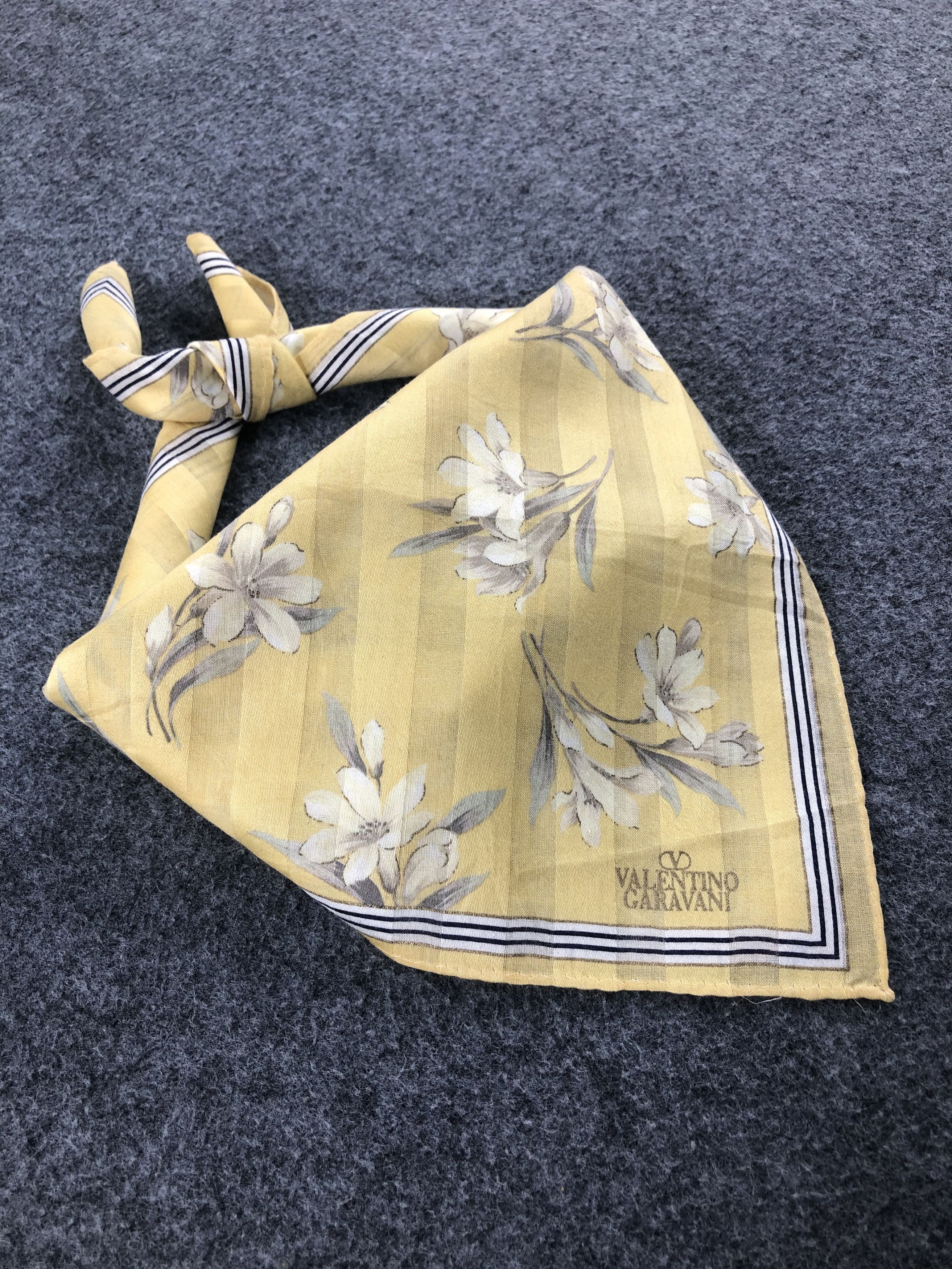 Valentino × Vintage Valentino Garavani Handkerchief / Bandana / Neckerchief Size ONE SIZE - 2 Thumbnail