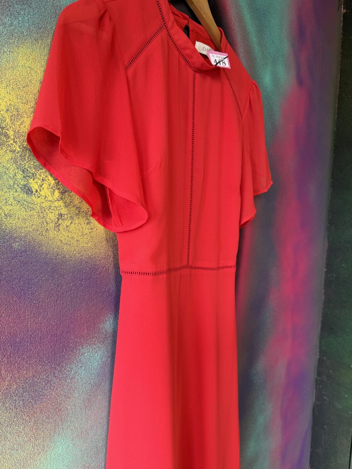 Other Oasis red textured jacquard flutter sleeve midi dress Size M / US 6-8 / IT 42-44 - 3 Thumbnail