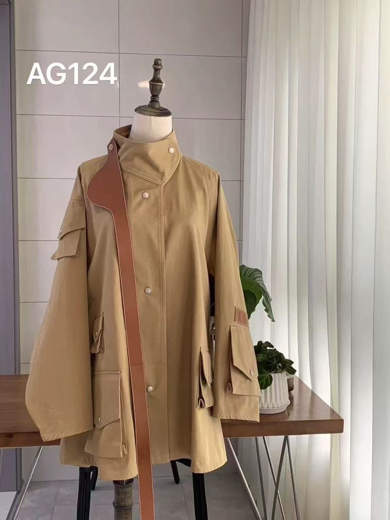 Loewe LOEWE Arm logo leather card windbreaker Size XS / US 0-2 / IT 36-38 - 1 Thumbnail